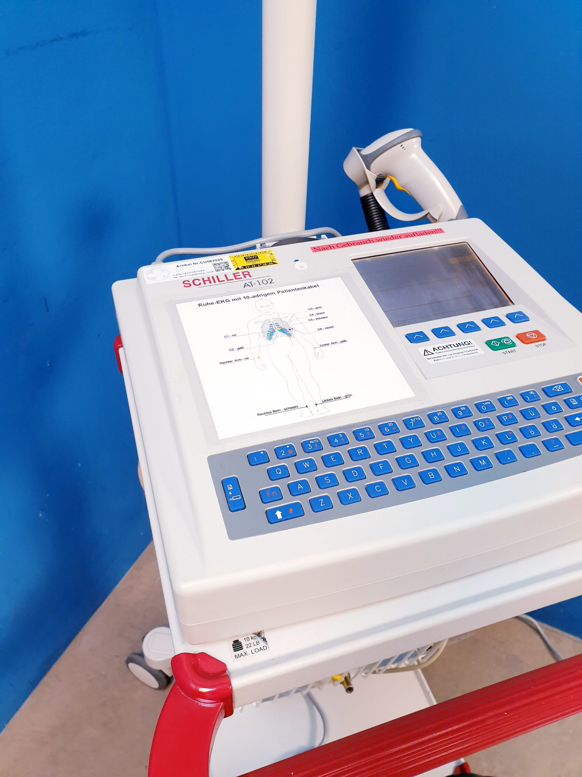 Schiller Cardiovit AT-102 plus ekg + Saug – Ohne Pumpe thumbnail 2