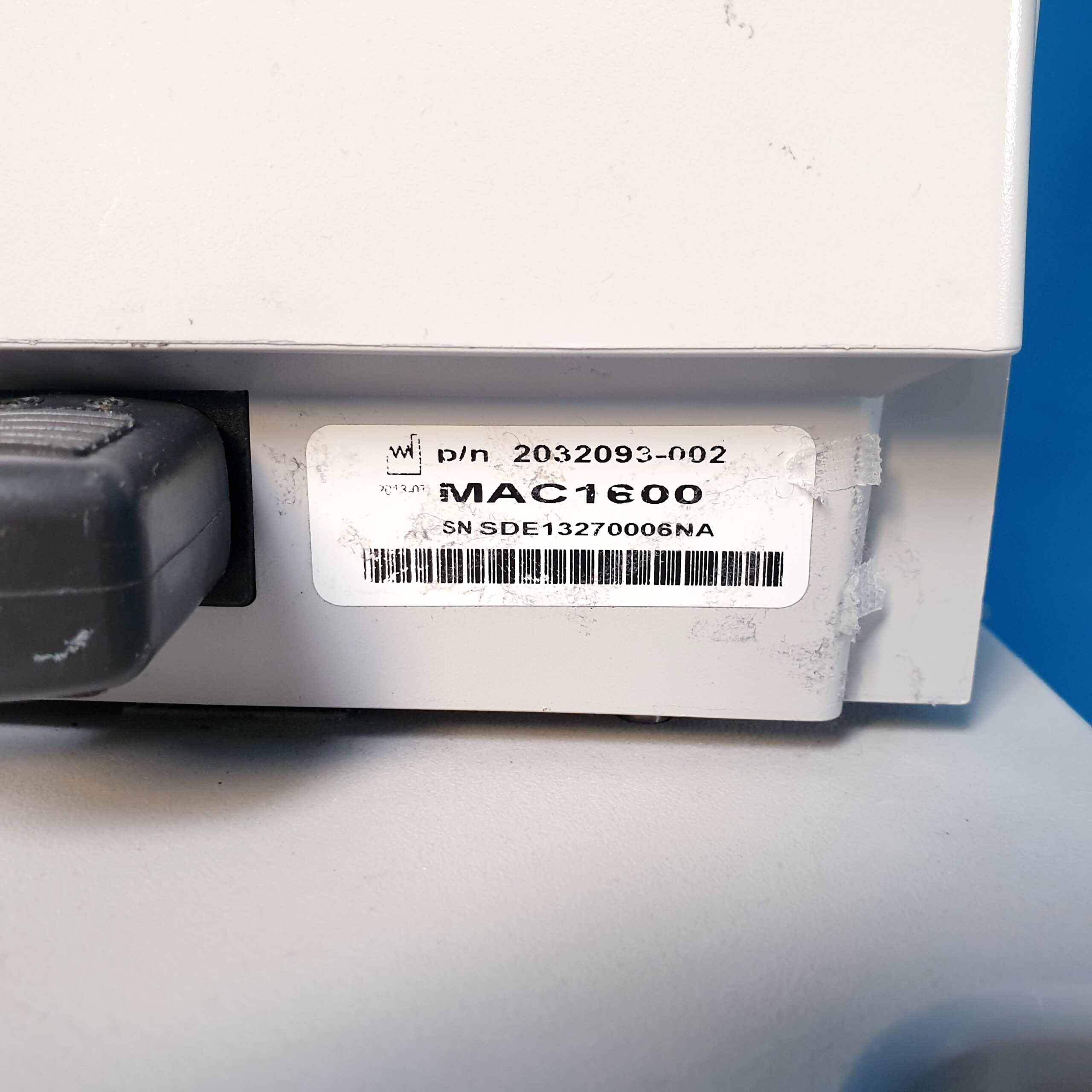 GE MAC 1600 EKG Gerät Ohne Ableitungskabel – mit Rollwagen thumbnail 11