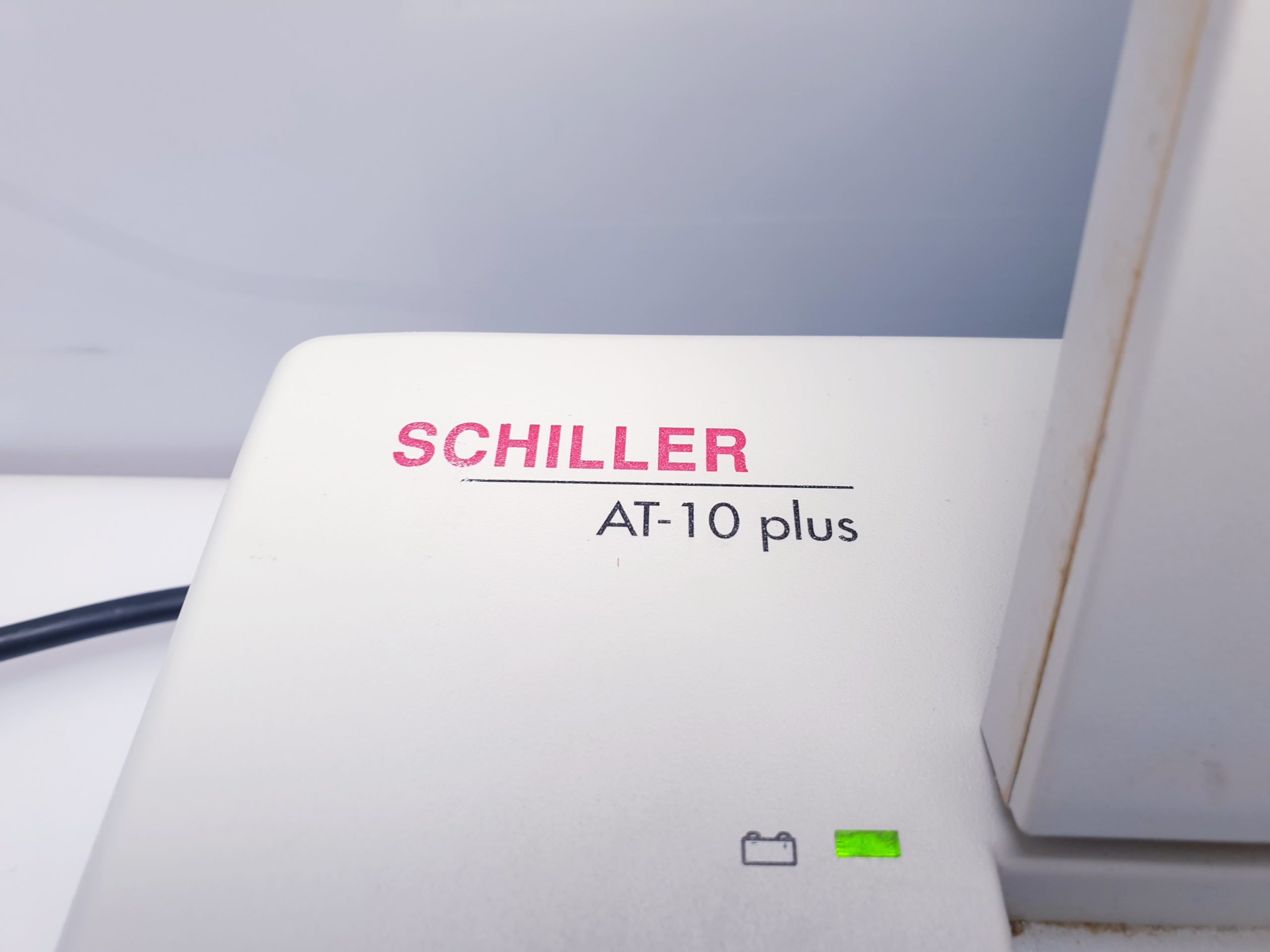 Schiller AT-10 PLUS EKG 12 Kanal Gerät mit LCD Display thumbnail 5