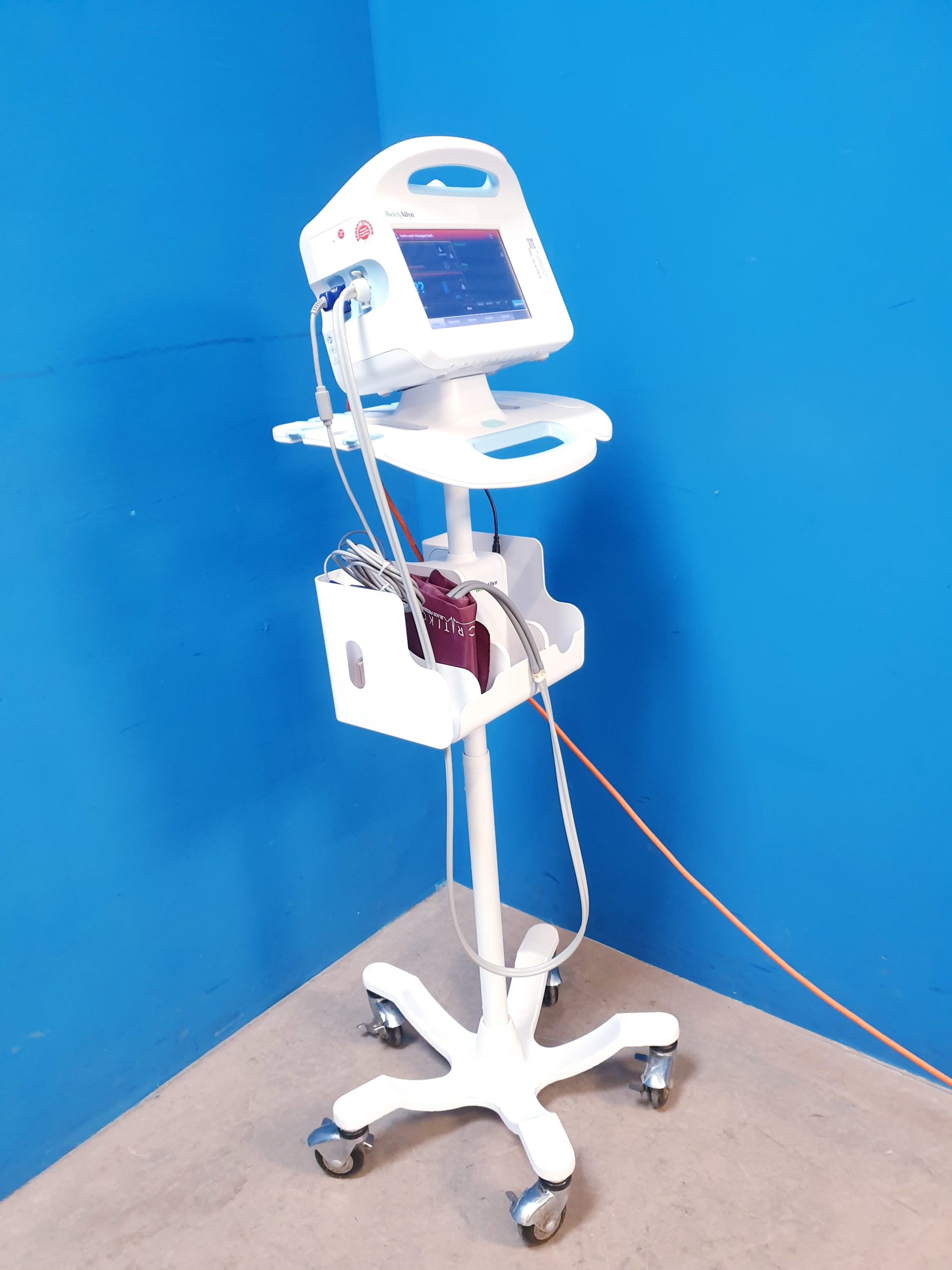 Welch Allyn Vital Signs Monitor 6000 Series NIBP SPO2 EKG UND TEMP thumbnail 7