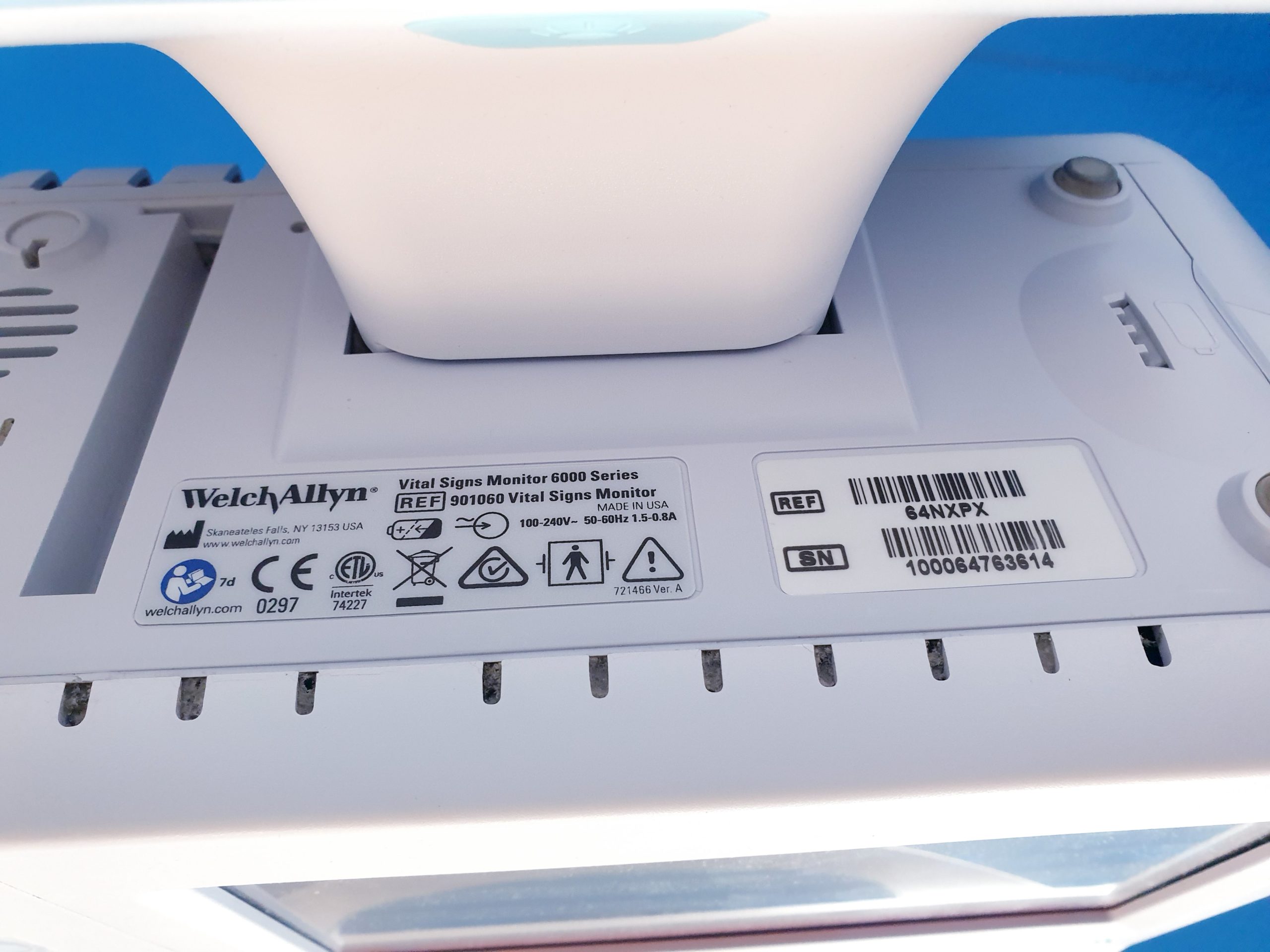Welch Allyn Vital Signs Monitor 6000 Series NIBP SPO2 EKG UND TEMP thumbnail 10