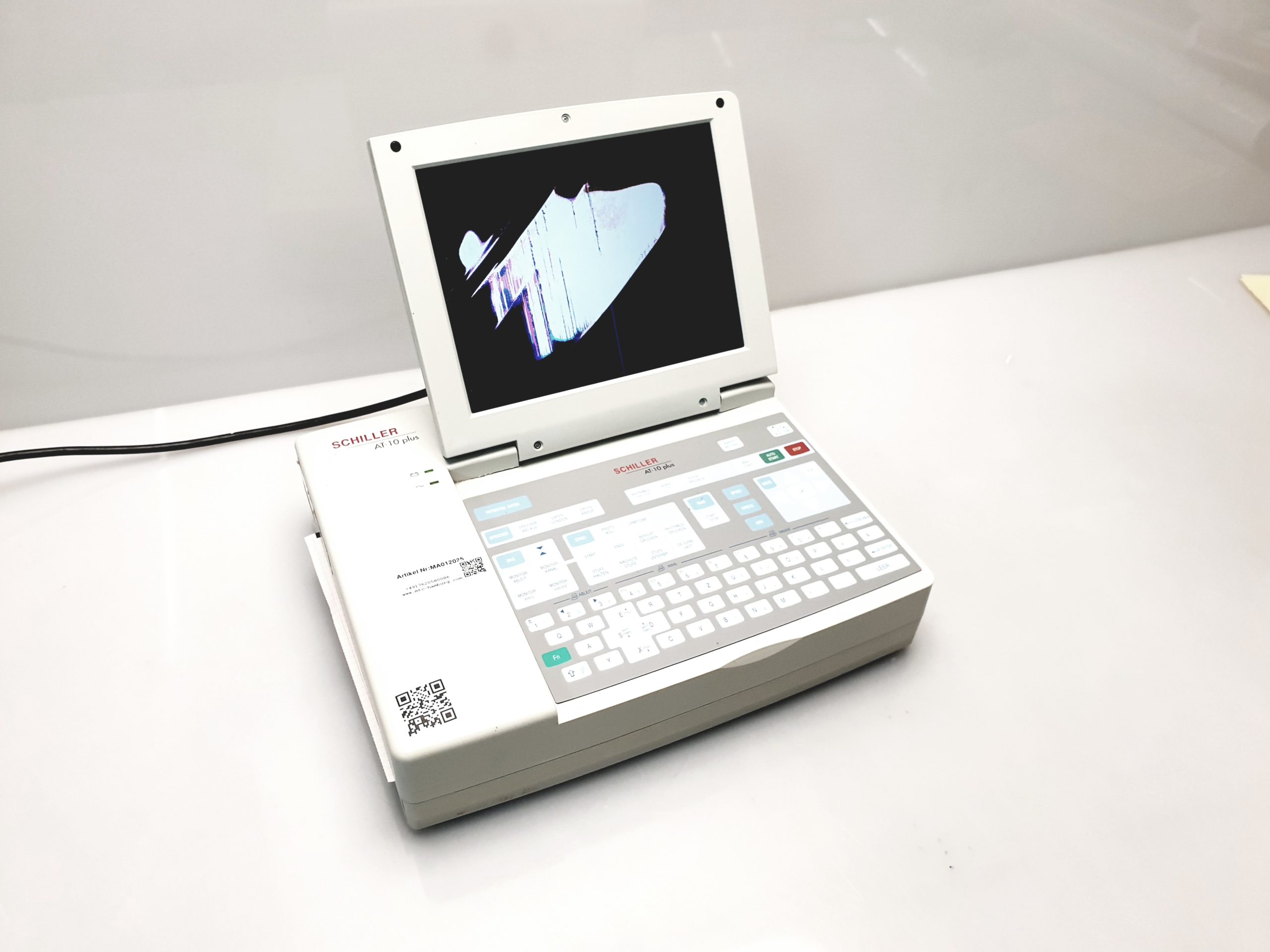Schiller AT-10 Plus EKG Gerät ohne Zubehör Displayschaden – defekt thumbnail 4