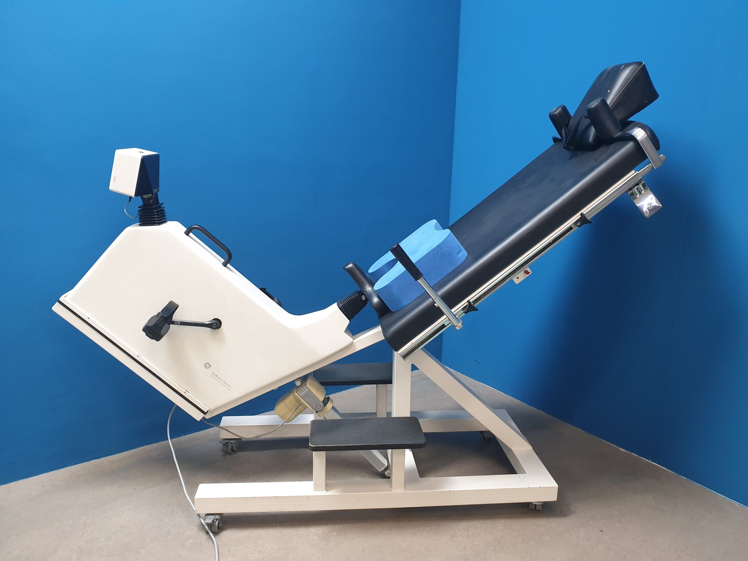 GE Ergometer 900 ERG Liegenergometer thumbnail 2