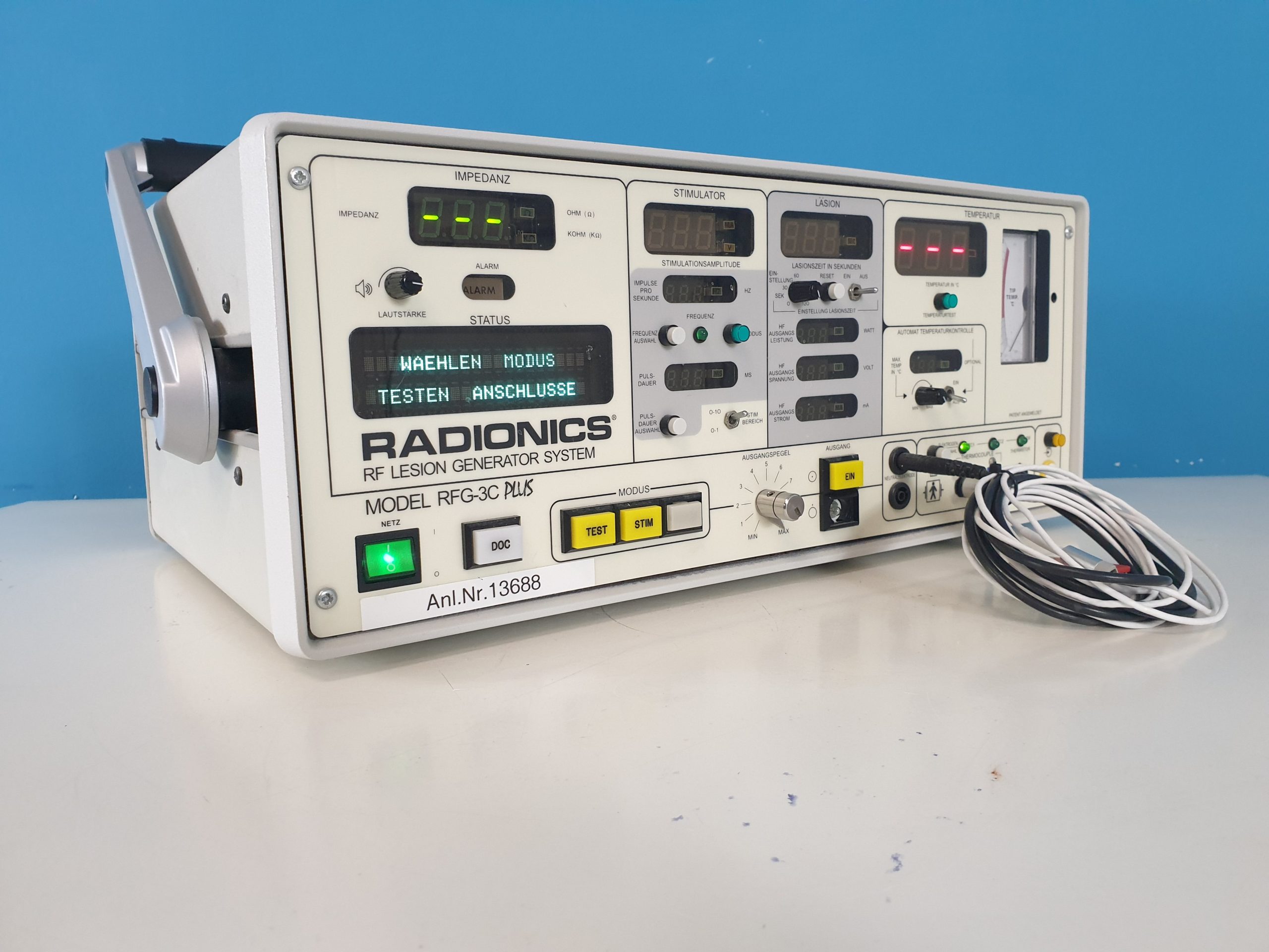 Radionics RFG-3C Lesion Generator System thumbnail 2