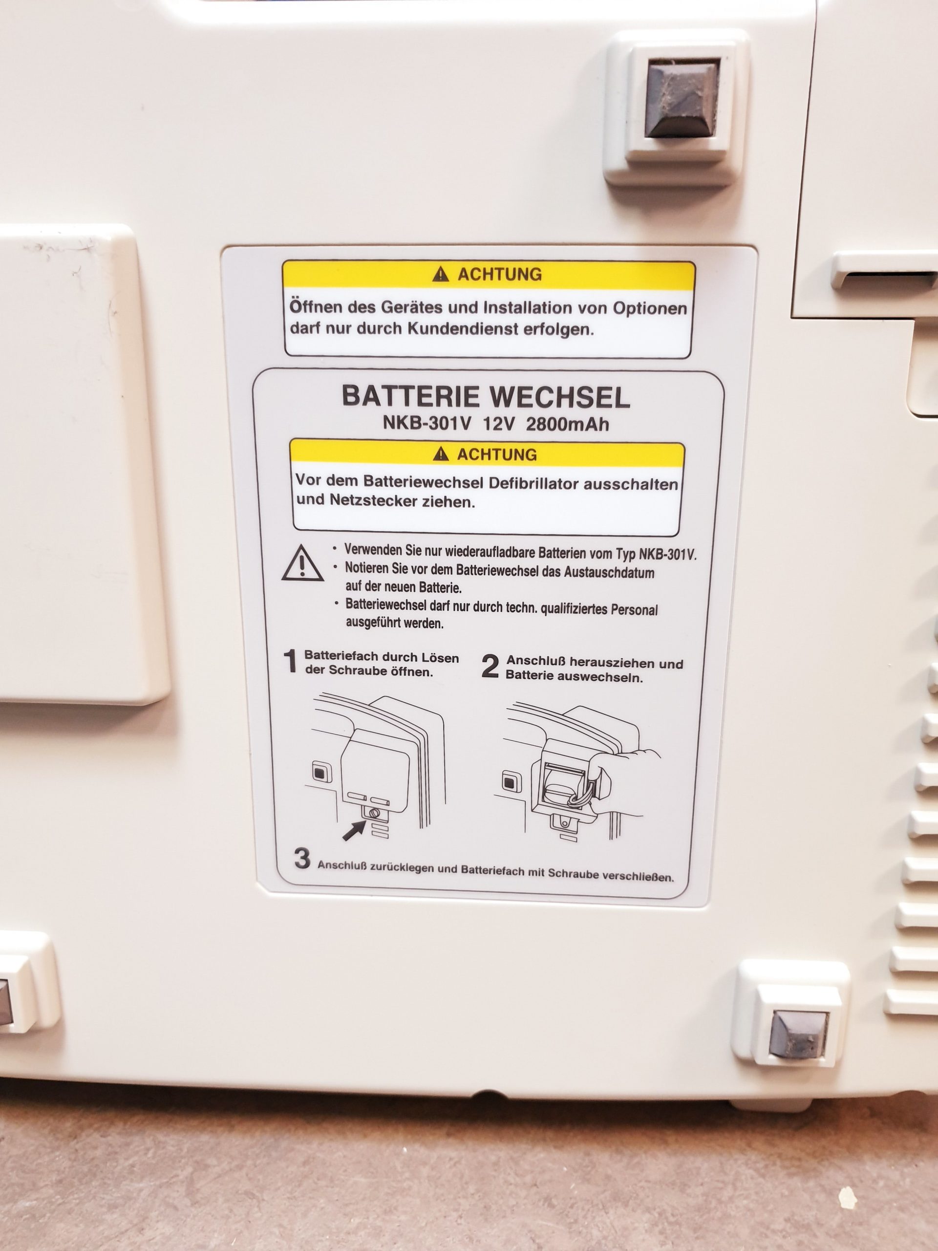 Nihon Kohden Cardiolife Tec-7731K Defibrillator thumbnail 14