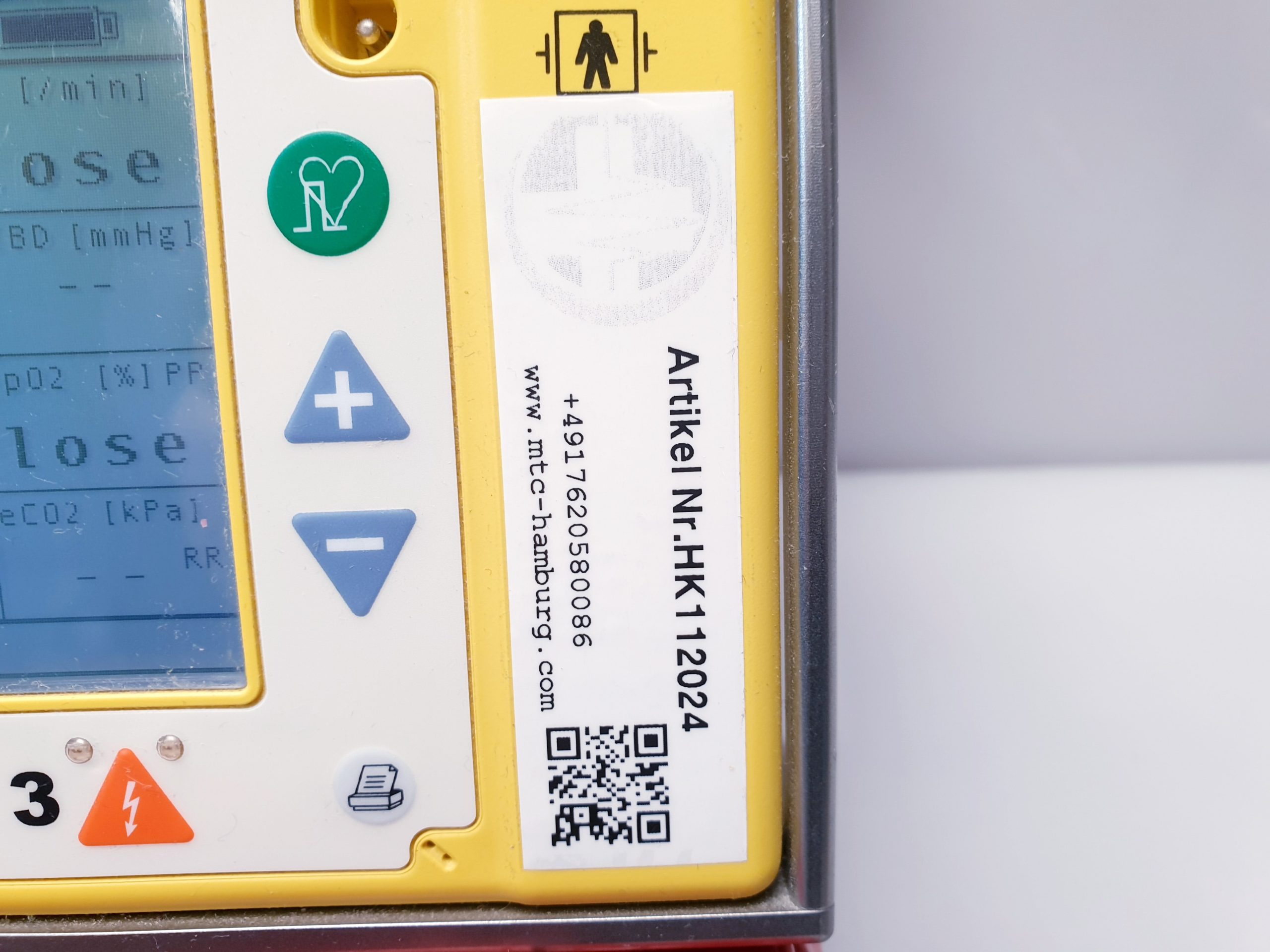 Schiller ARGUS Pro LifeCare Notfall AED Defibrillator thumbnail 2