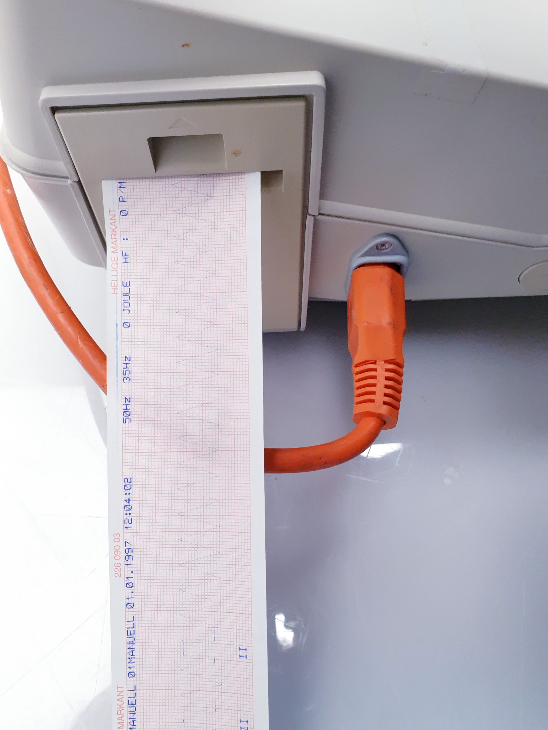 GE Hellige Cardioserv Defibrillator Hellige Cardioserv Defibrillator thumbnail 7
