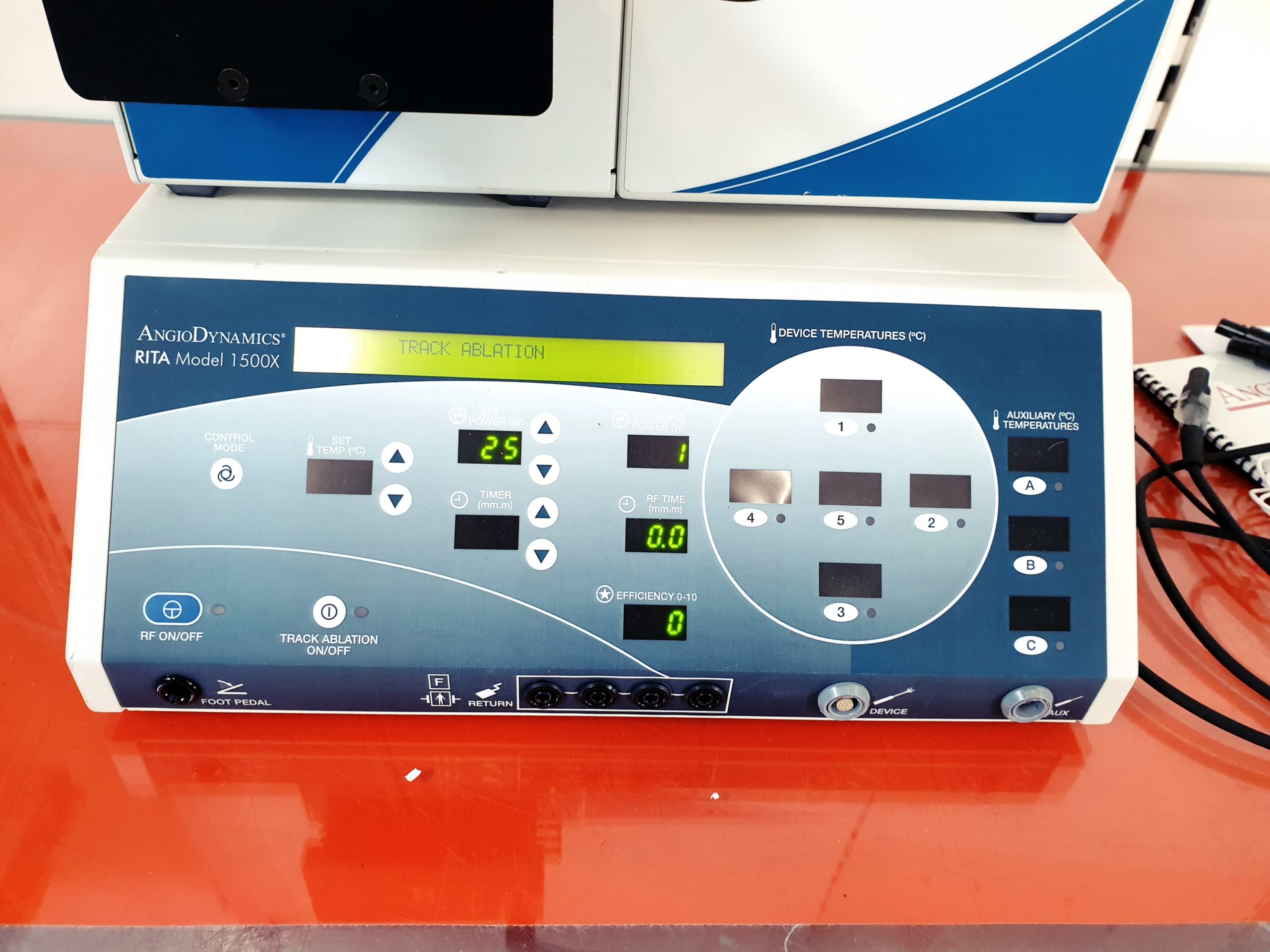 Rita AngioDynamics intelliFlow Infusion Pump + 1500X RF Generator thumbnail 4