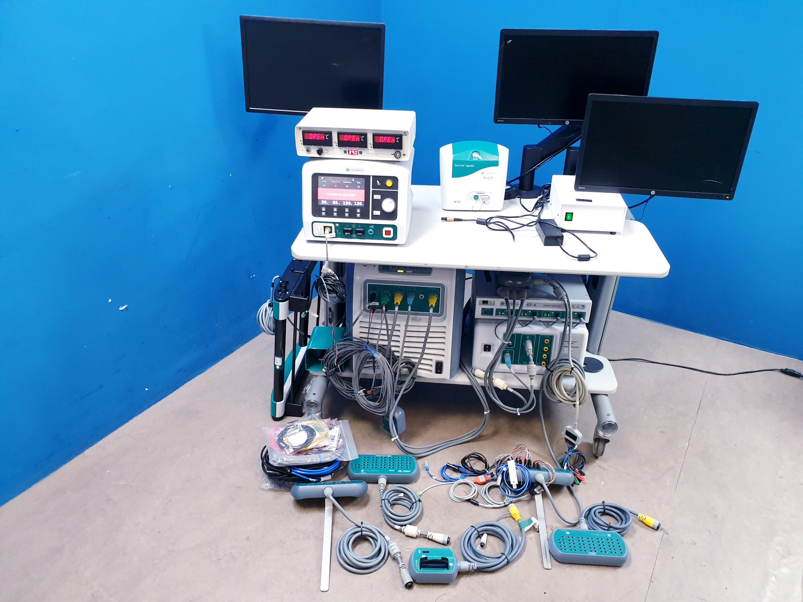 ST Jude Mecical EnSite Velocity System Cardiac EP-4 + tactisys quartz + Amplifier — image 1 of 1