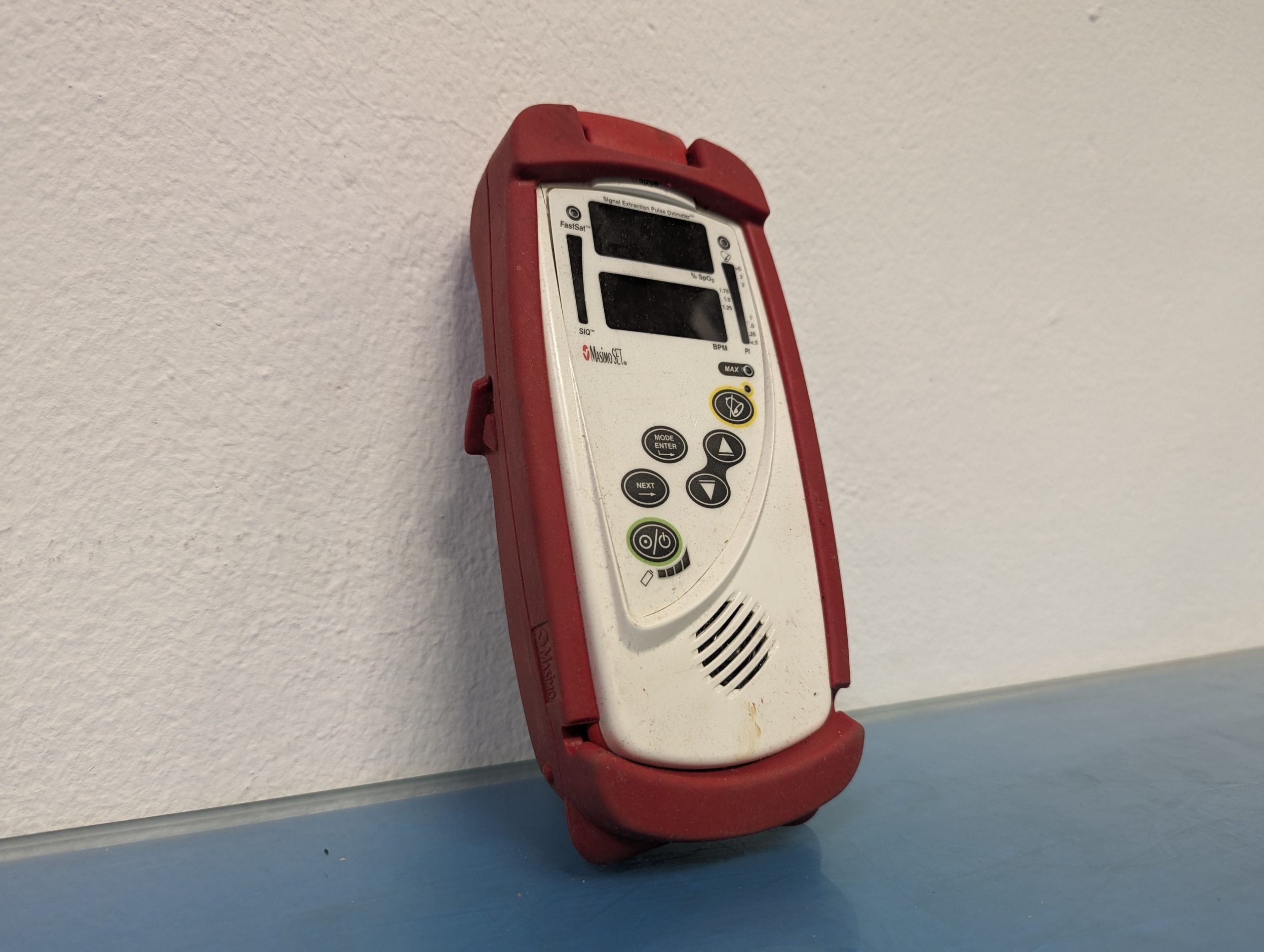 MASIMO Rad5 SpO2 Pulsoximeter+Schutzhülle,Fingersensor+Batterie thumbnail 4