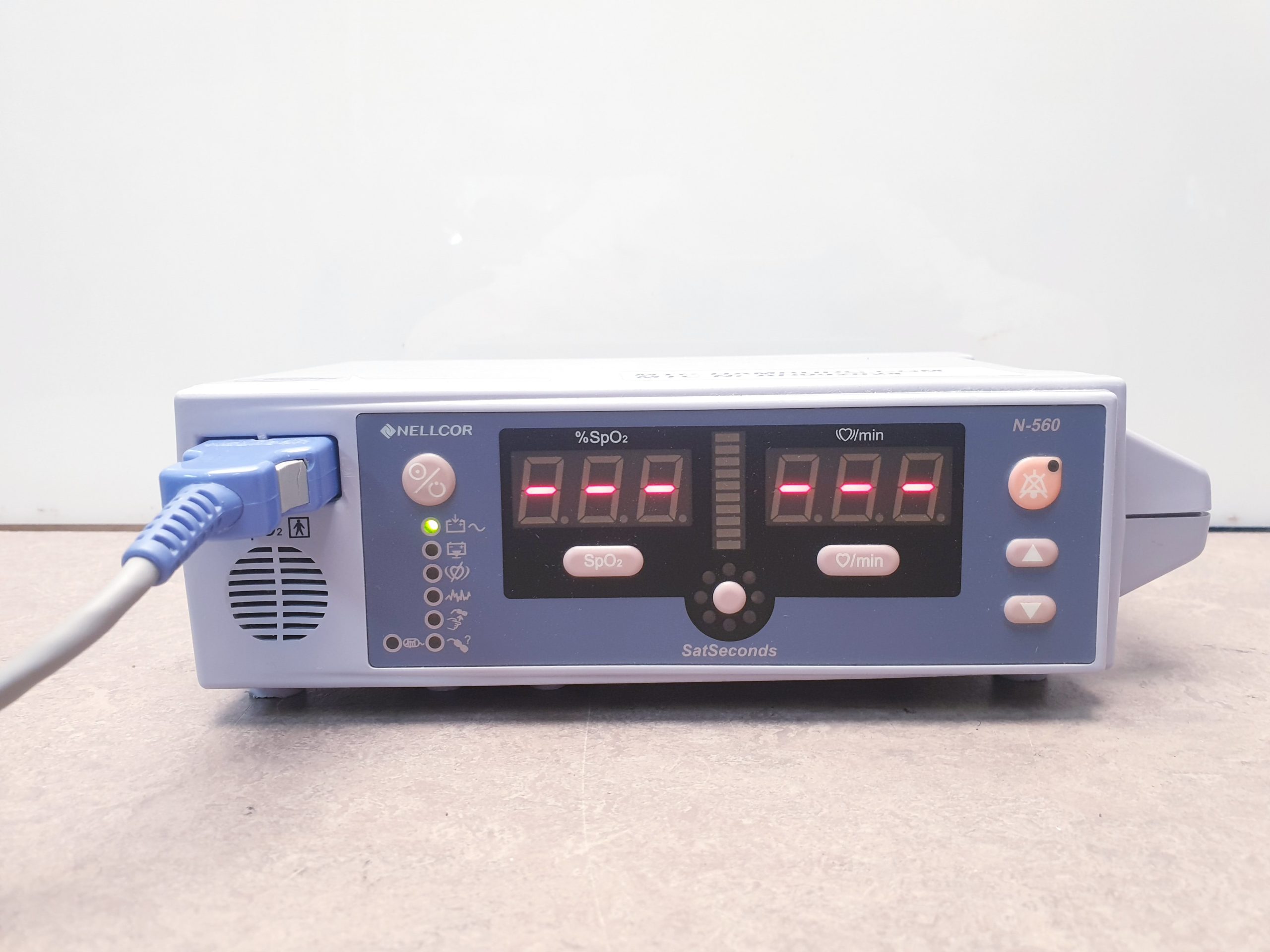 Nellcor N-560 SpO2 Pulsoximeter Sauerstoffmessgerät, Sauerstoffsättigung thumbnail 2