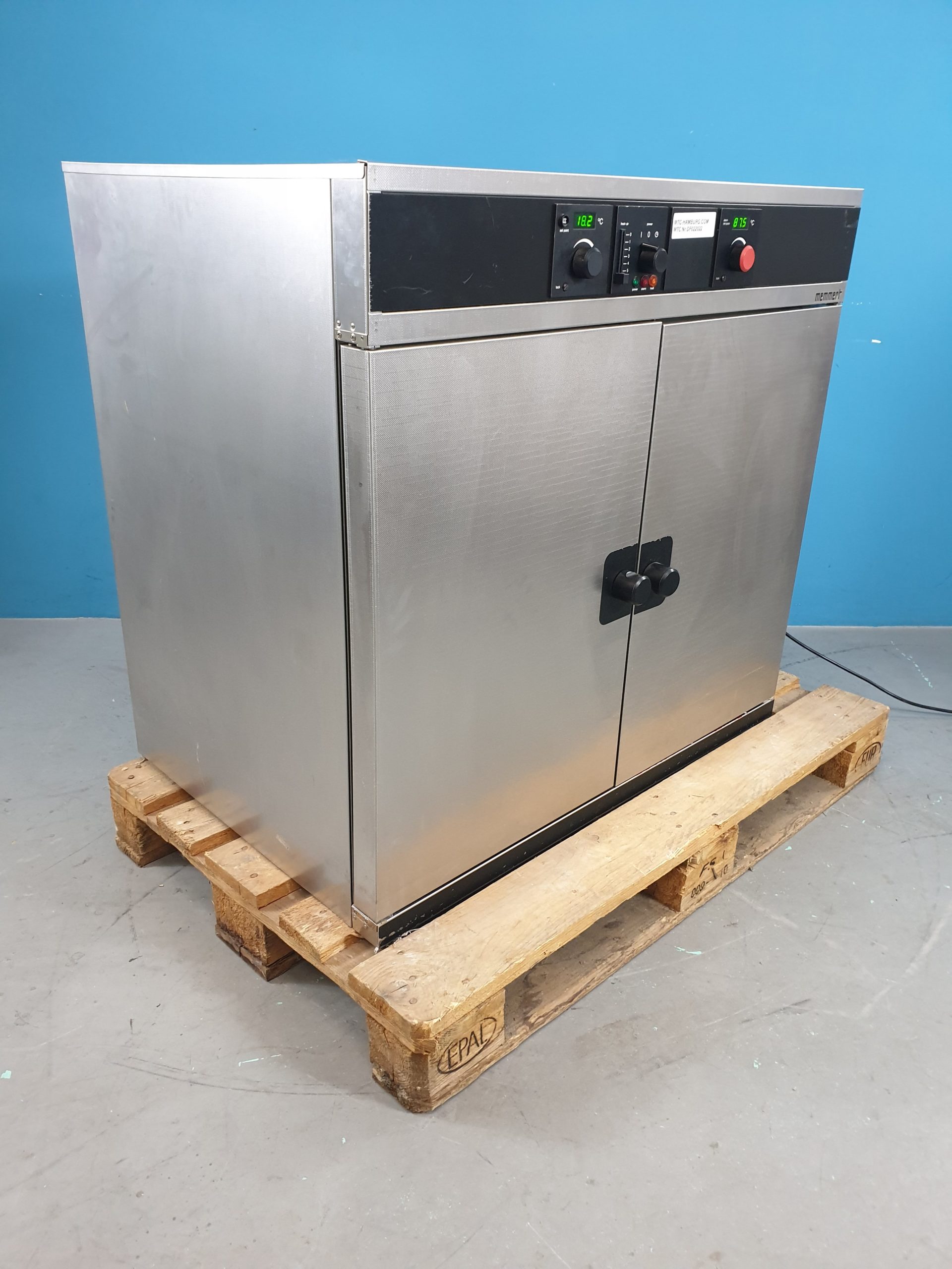 Memmert BE 600 // BE600 Incubator Brutschrank Wärmeschrank 256 L 70 °C thumbnail 7