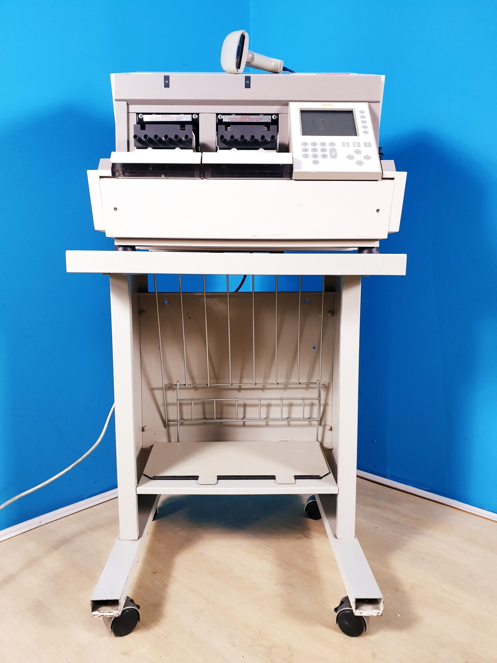 Biomerieux Minividas mini VIDAS Immunologisches Analysegerät — image 1 of 4
