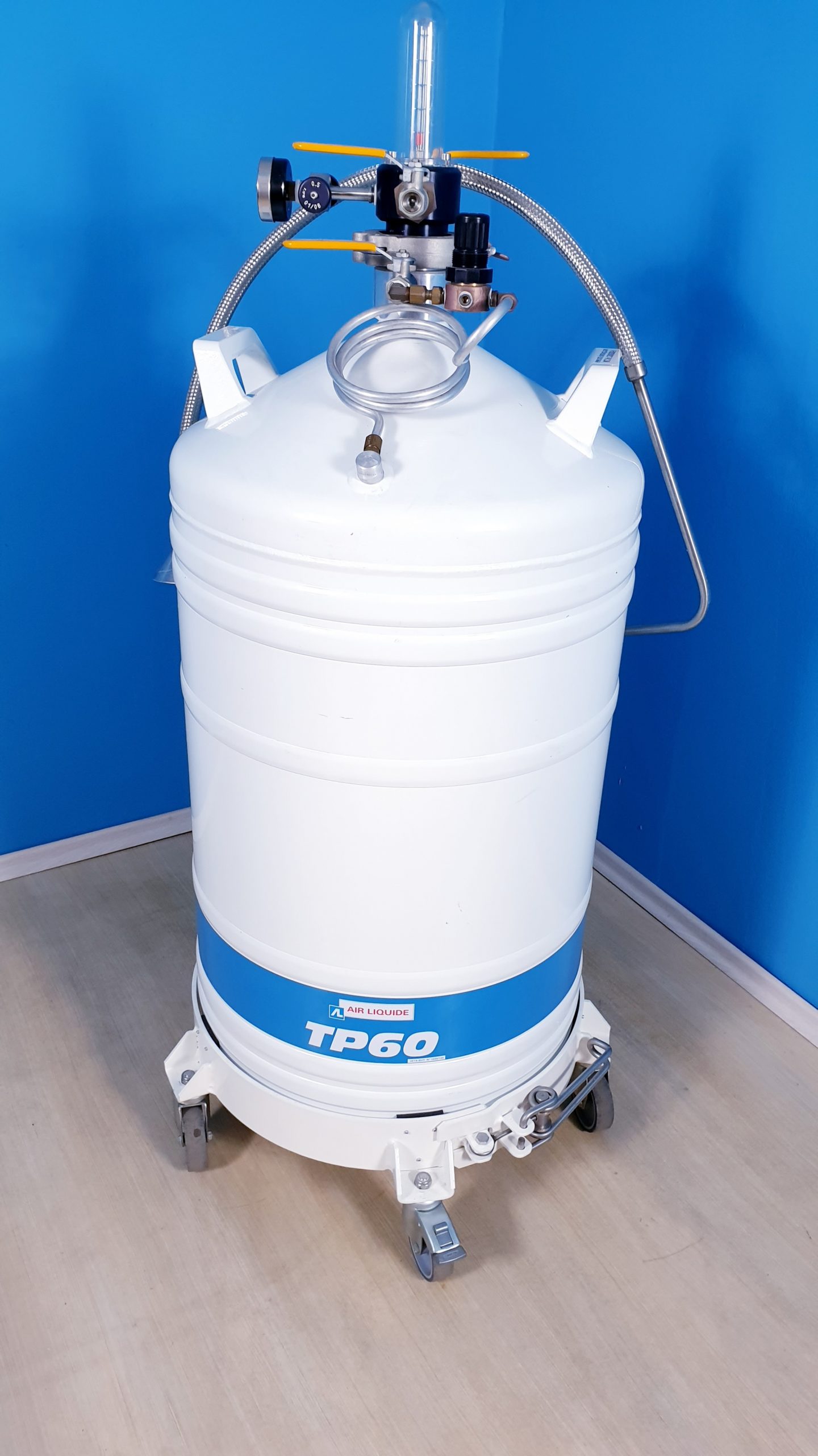Air Liquide TP60 // TP 60 Stickstoffbehälter Cryogebhälter Liquid Nitrogen — image 1 of 4