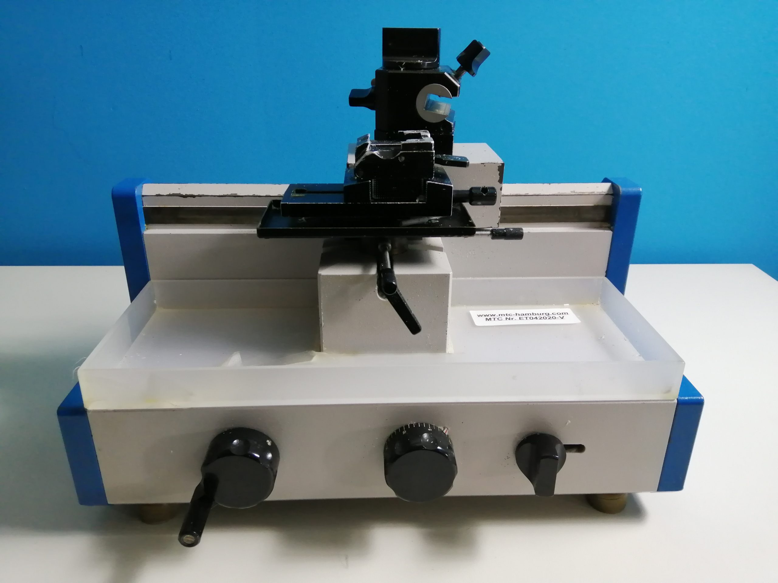 LEICA Reichert- JUNG HISTOSLIDE 2000 HISTO SLIDE SLIDING MICROTOME — image 1 of 3