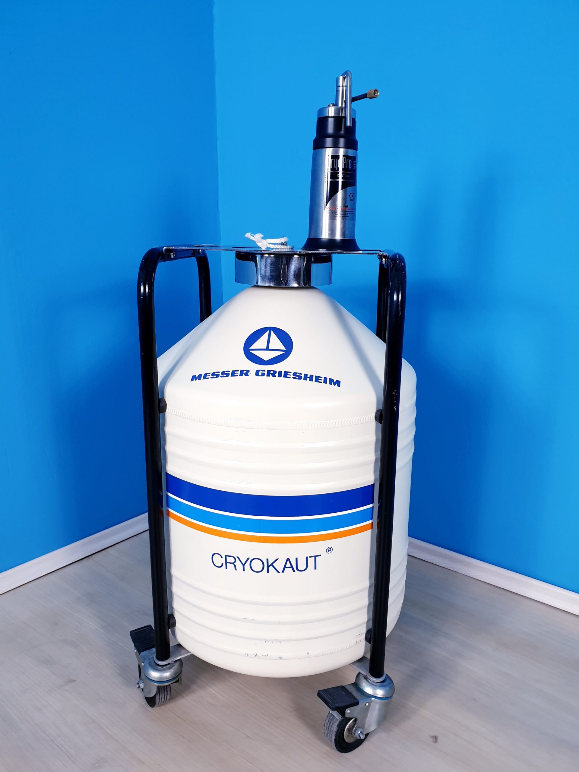 Griesheim CRYOKAUT 30 Stickstoffgefäß Behälter — image 1 of 5
