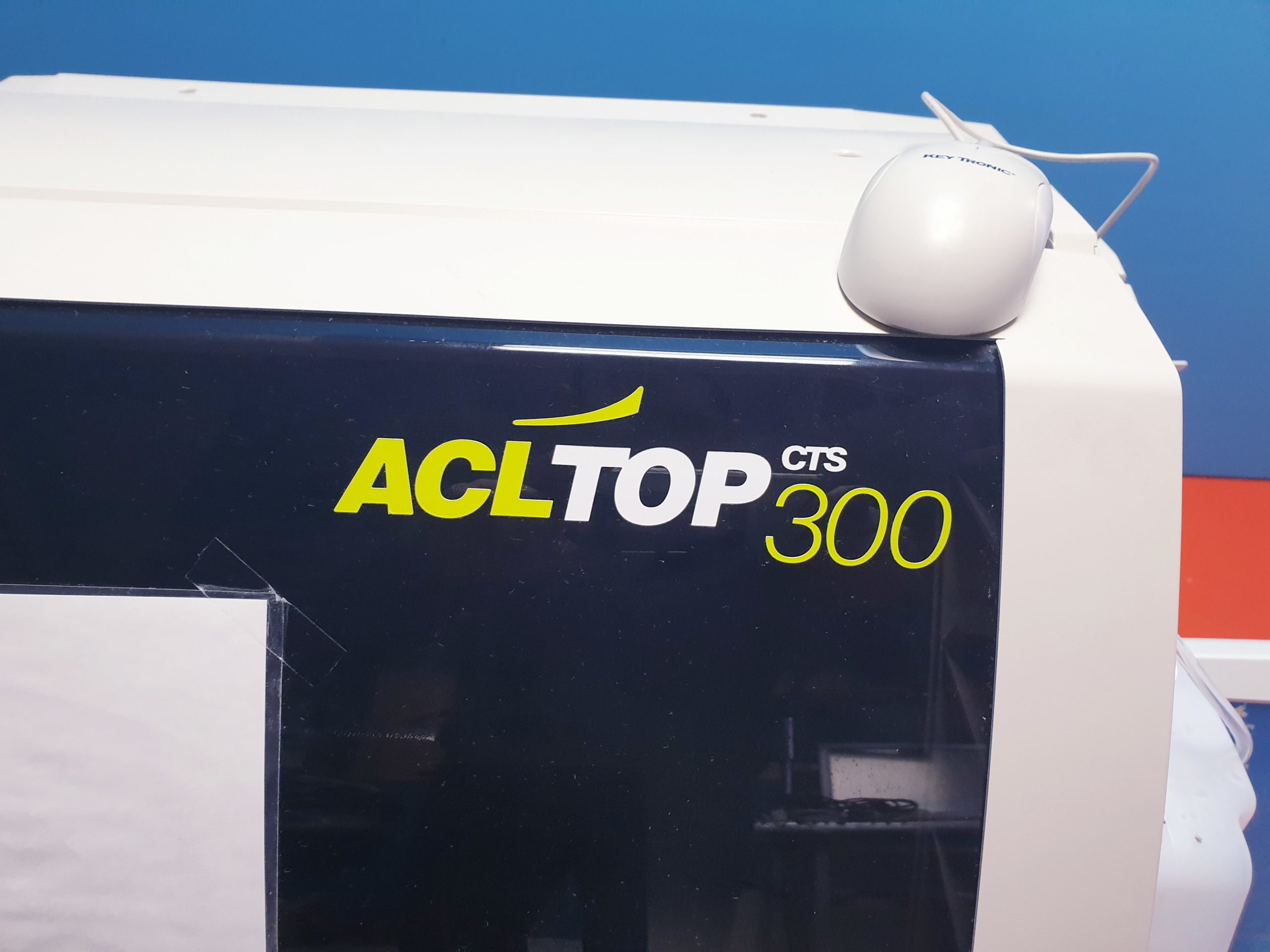 CTS ACLTOP 300 // ACL TOP 300 automatisches Koagulationsmessgerät Coagulation Analyzer thumbnail 2