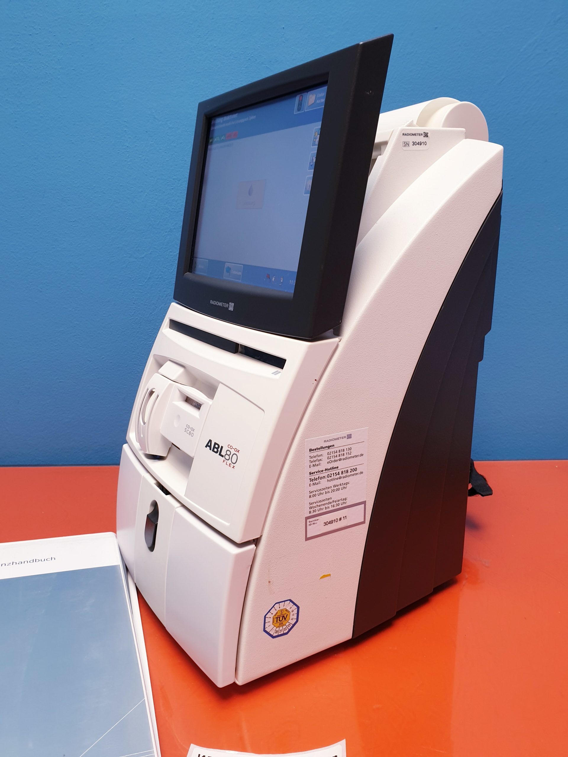 Radiometer ABL80 Flex CO-OX Blutgasanalysenautomat // Blutgasanalysegeät thumbnail 3
