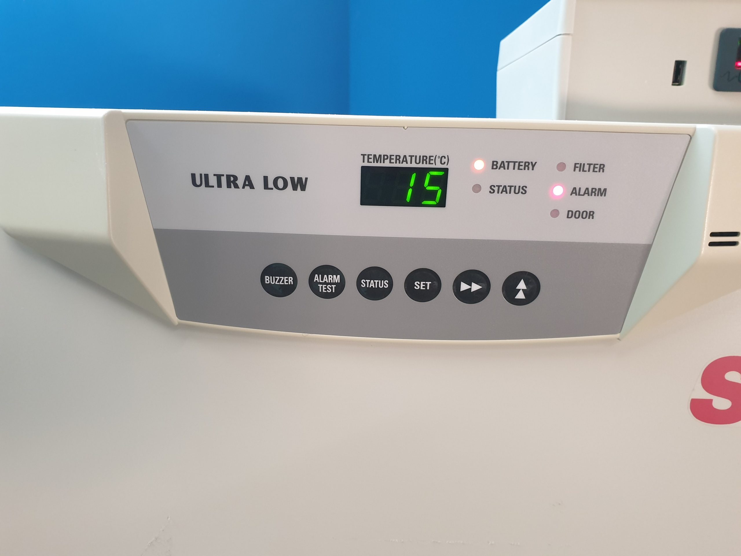 Sanyo MDF-U32V Freezer Lab Laborgefrierschrank thumbnail 4