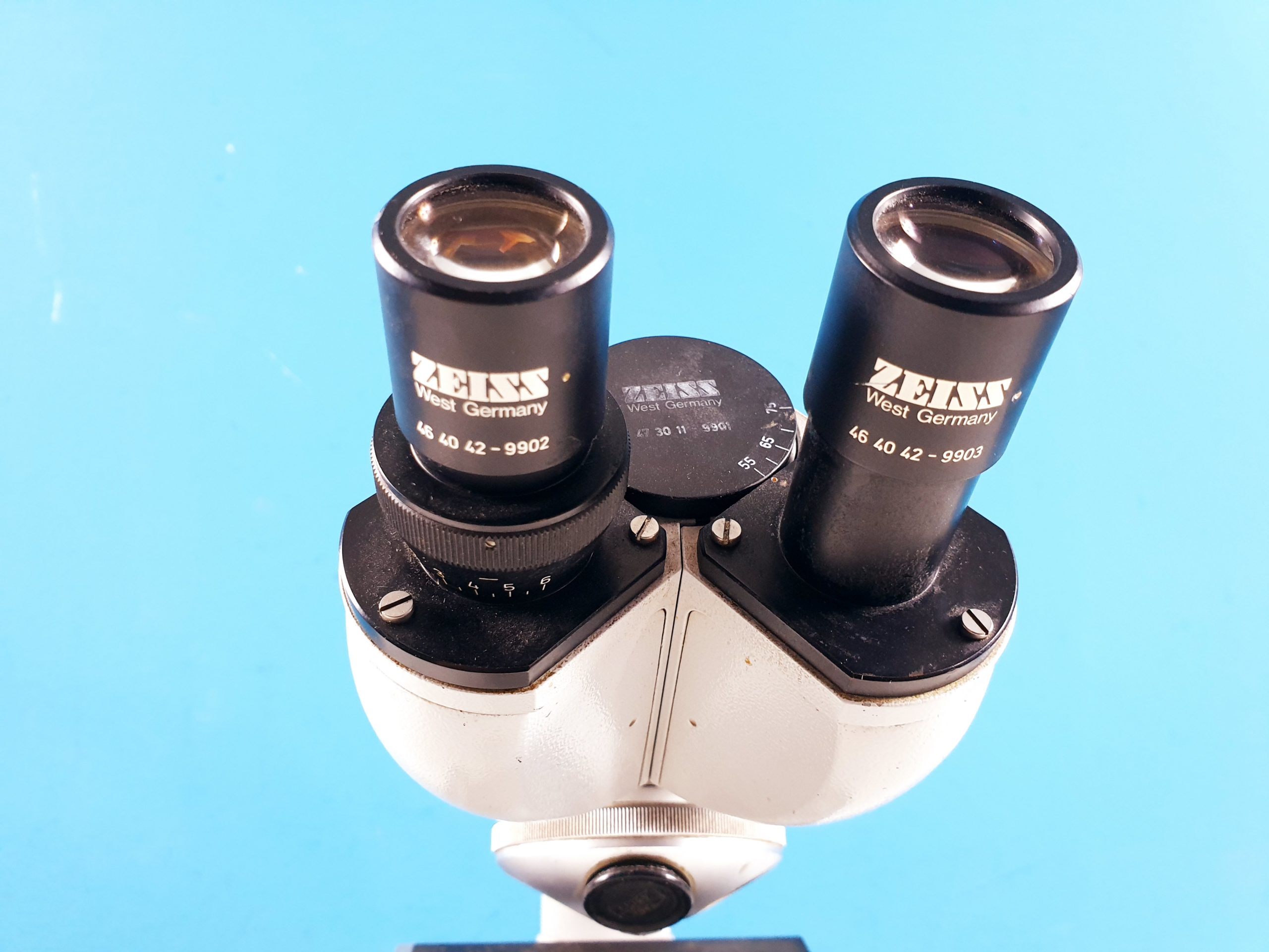 Zeiss Standard 16 Binokular + Kondensor, 3x Objektive + Okkularpaar 10x — image 1 of 8