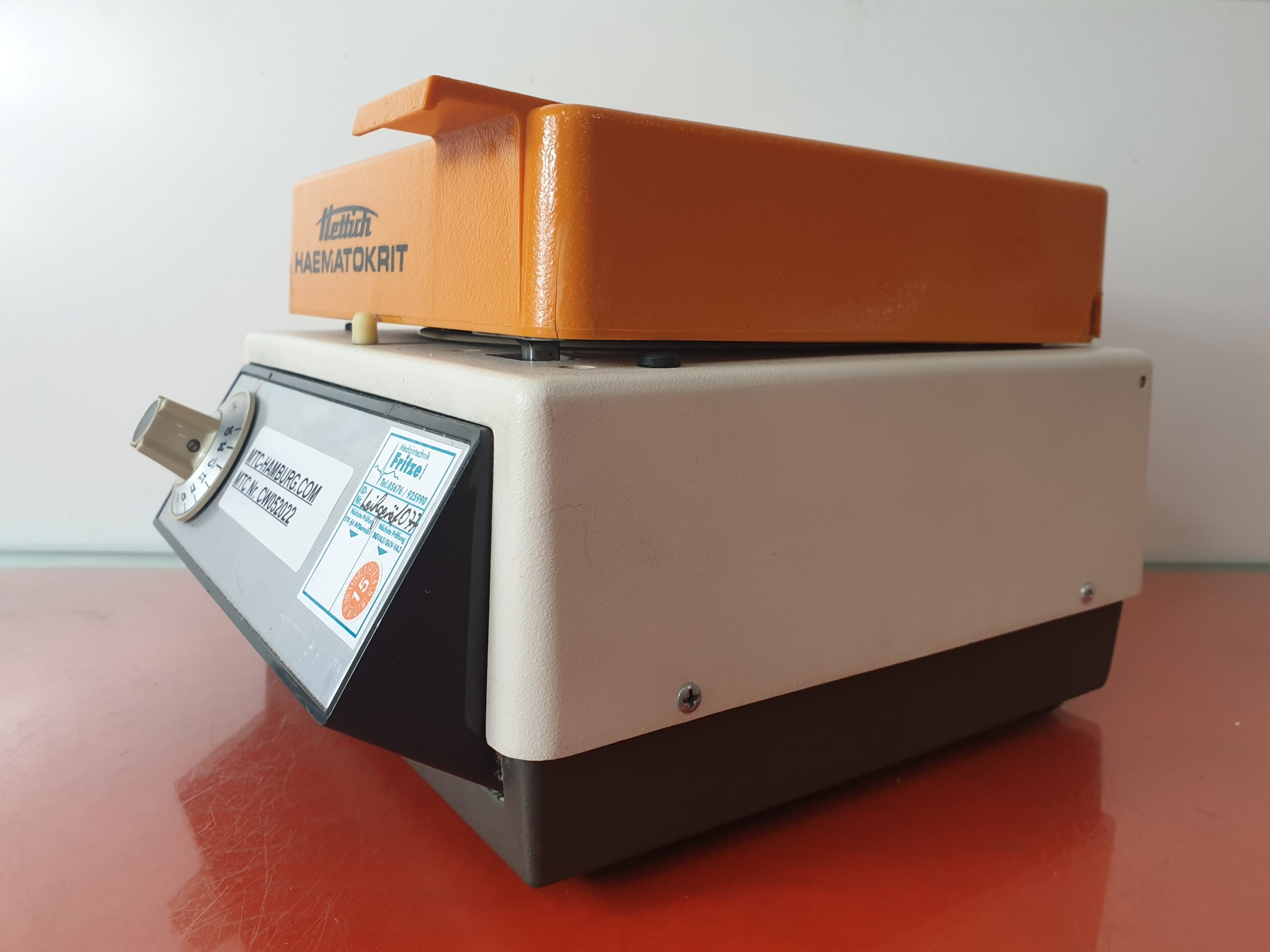 Hettich Haematokrit 2010 Zentrifuge thumbnail 2