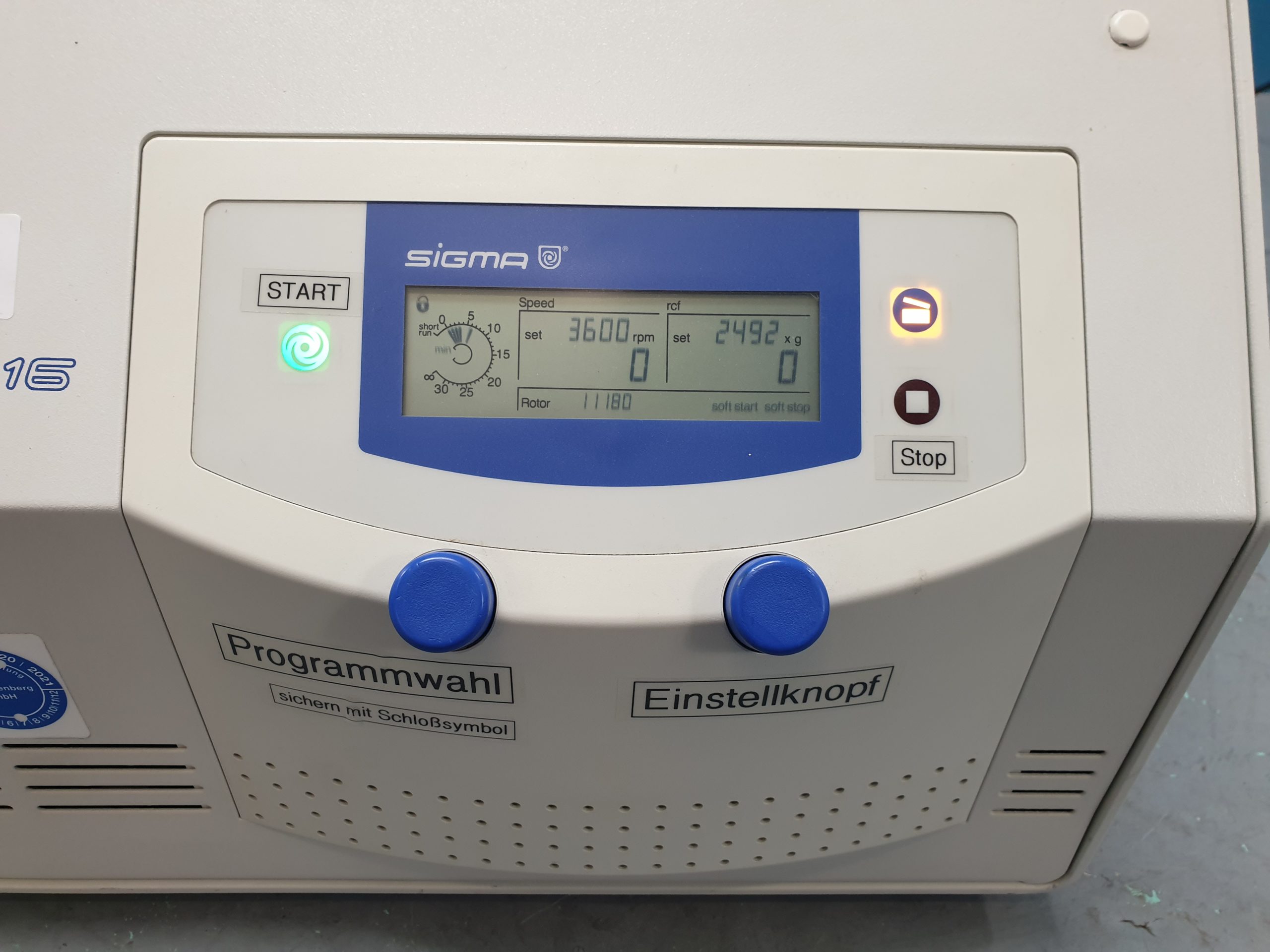 SIGMA 3-16 Labor-Zentrifuge, Zentrifuge — image 1 of 6