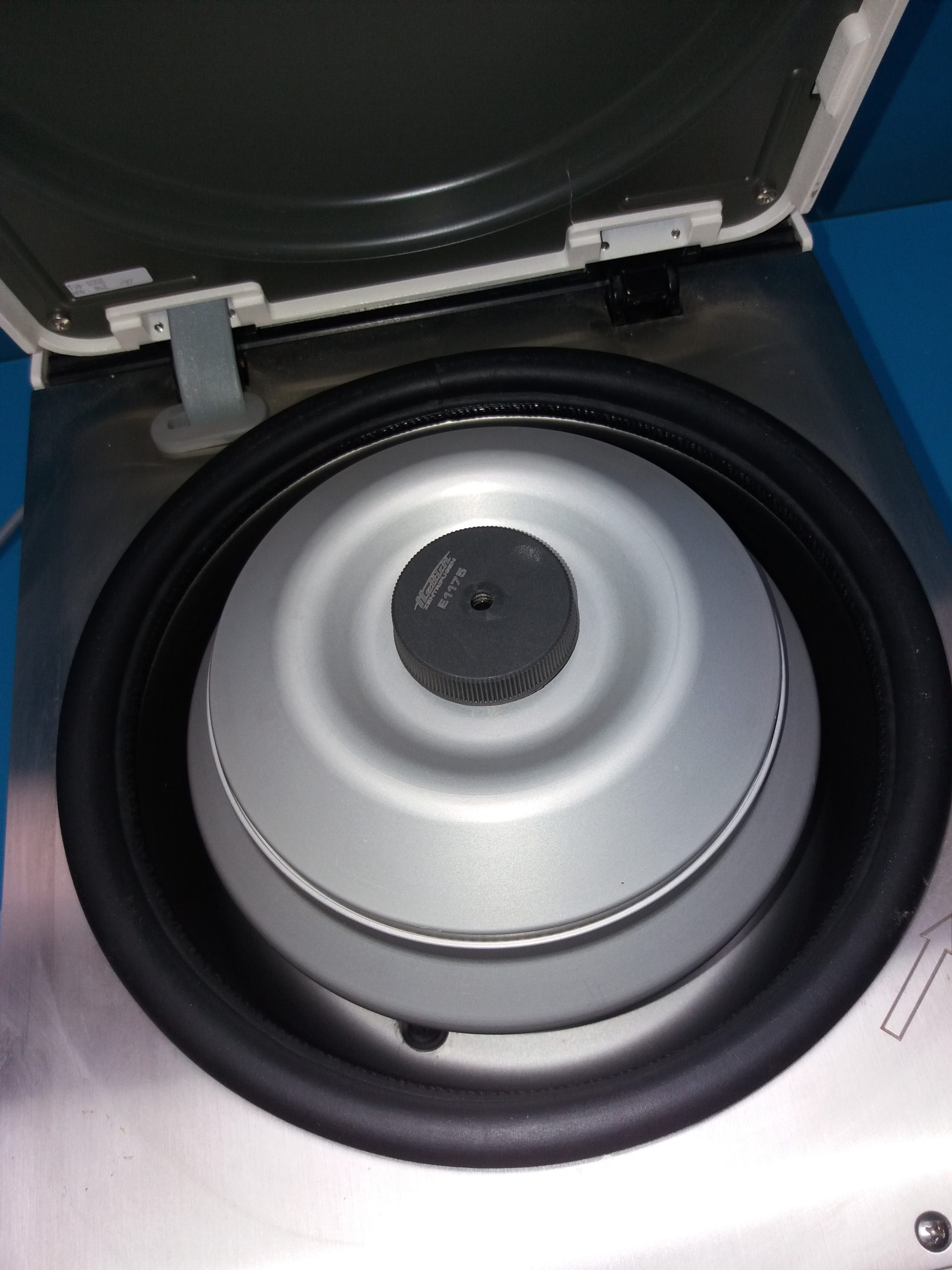 Hettich EBA 12 R 12 R 1002 Kühlzentrifuge // Refrigerated Centrifuge with rotor thumbnail 3
