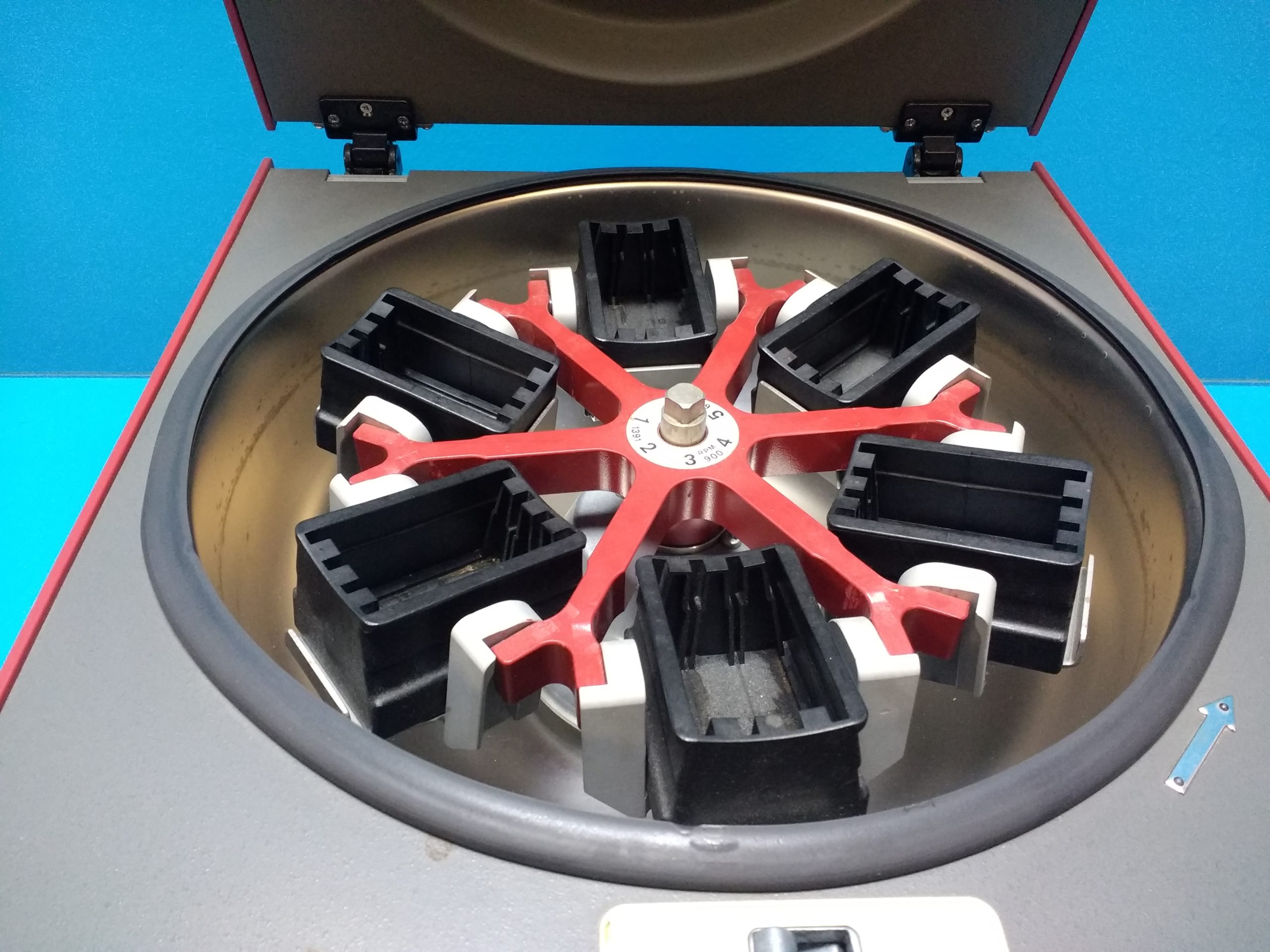 DiaMed-ID Micro Typing System Blood Centrifuge – Zentrifuge thumbnail 3