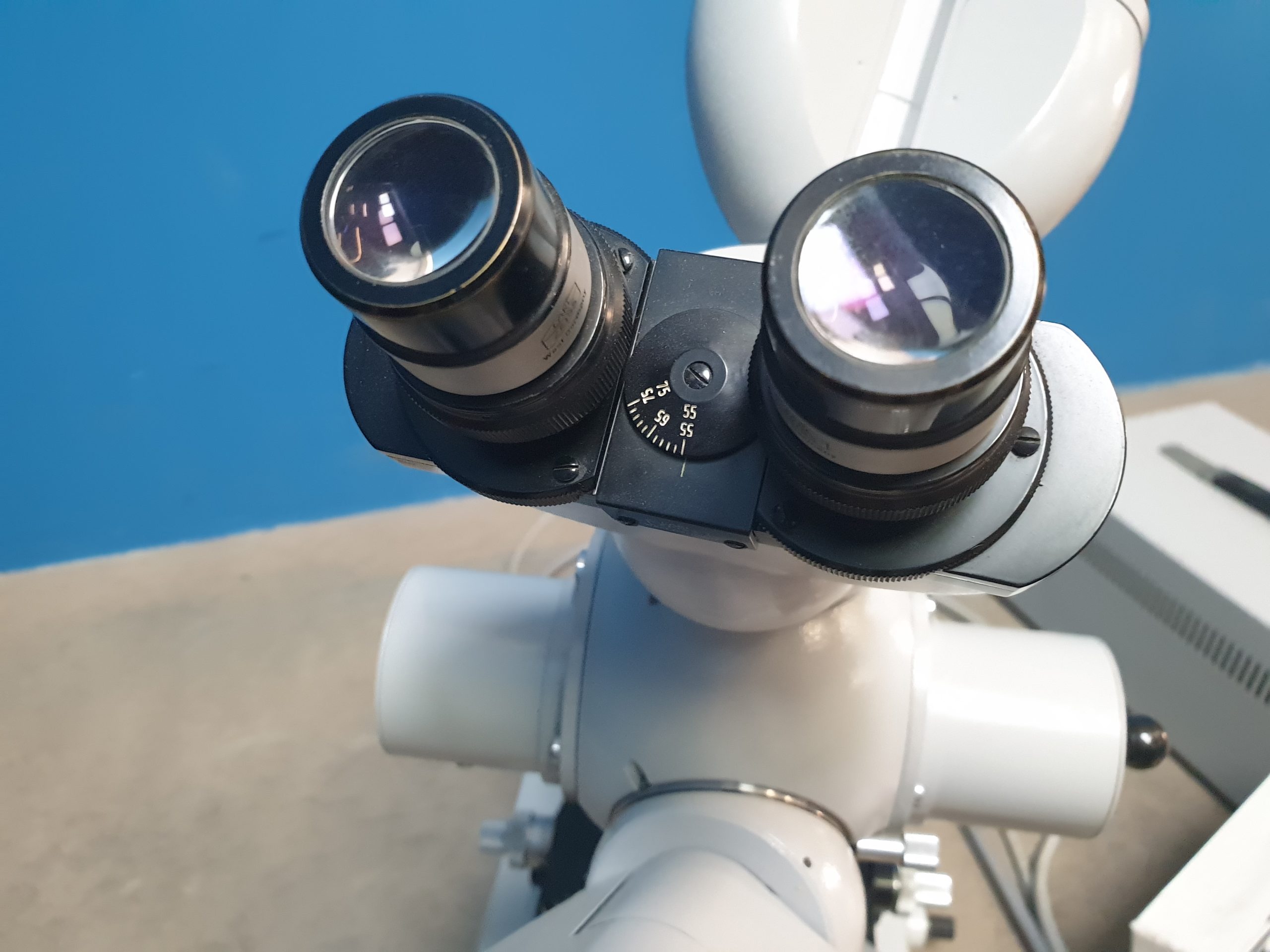 Carl Zeiss BHT Diskussionsmikroskop Universal Mikroskop Durchlicht DIC Polarisation mit Zubehör thumbnail 20