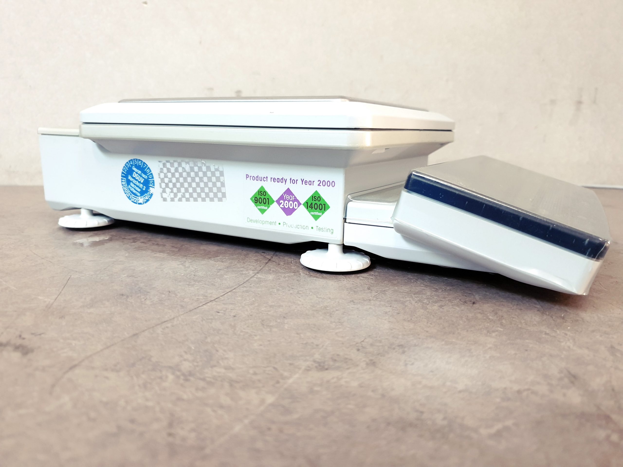 METTLER Digital Lab Waage Balance Analytical PR2002 PR 2002 thumbnail 2