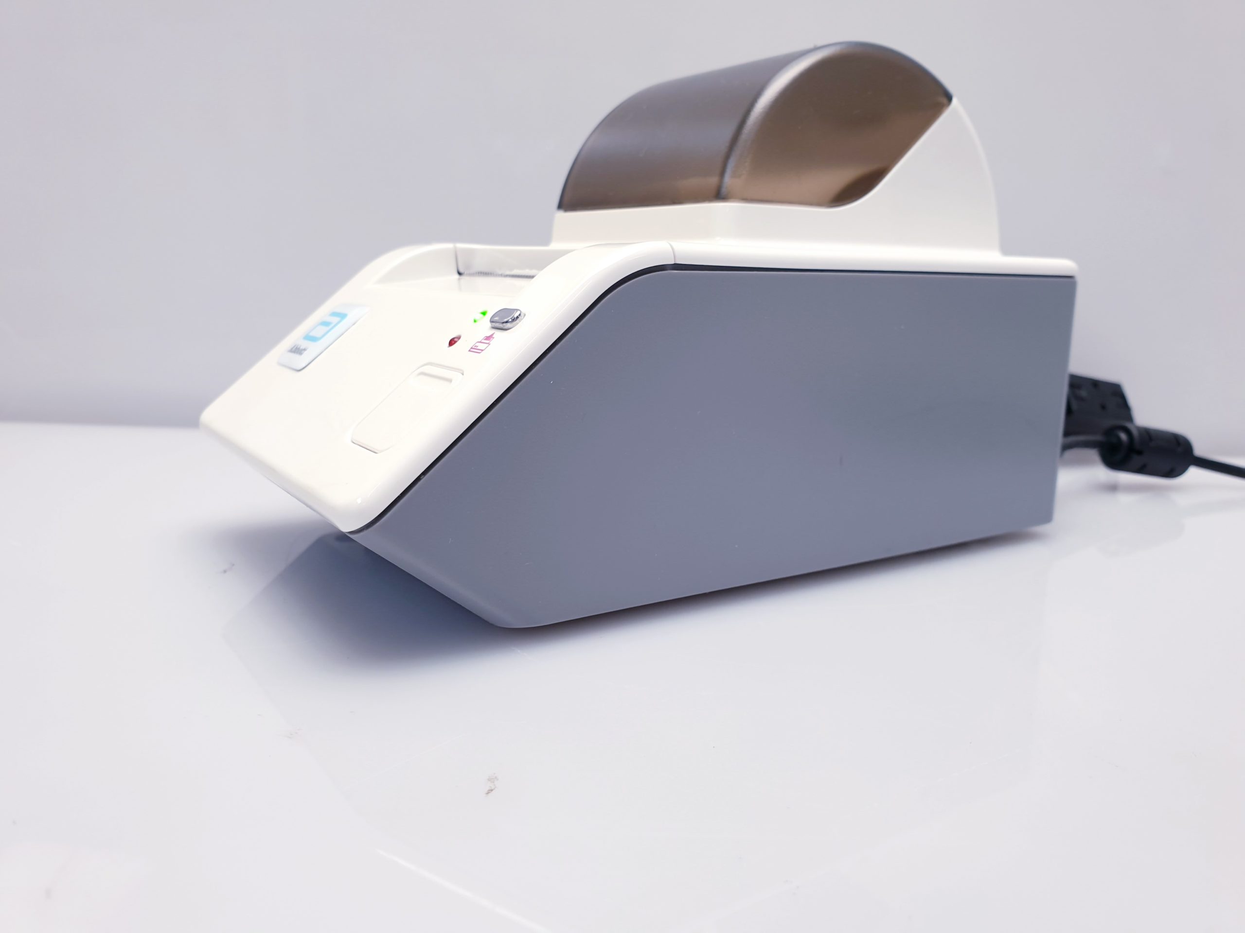 Abbott ID NOW Immuntest-Analysegerät thumbnail 13