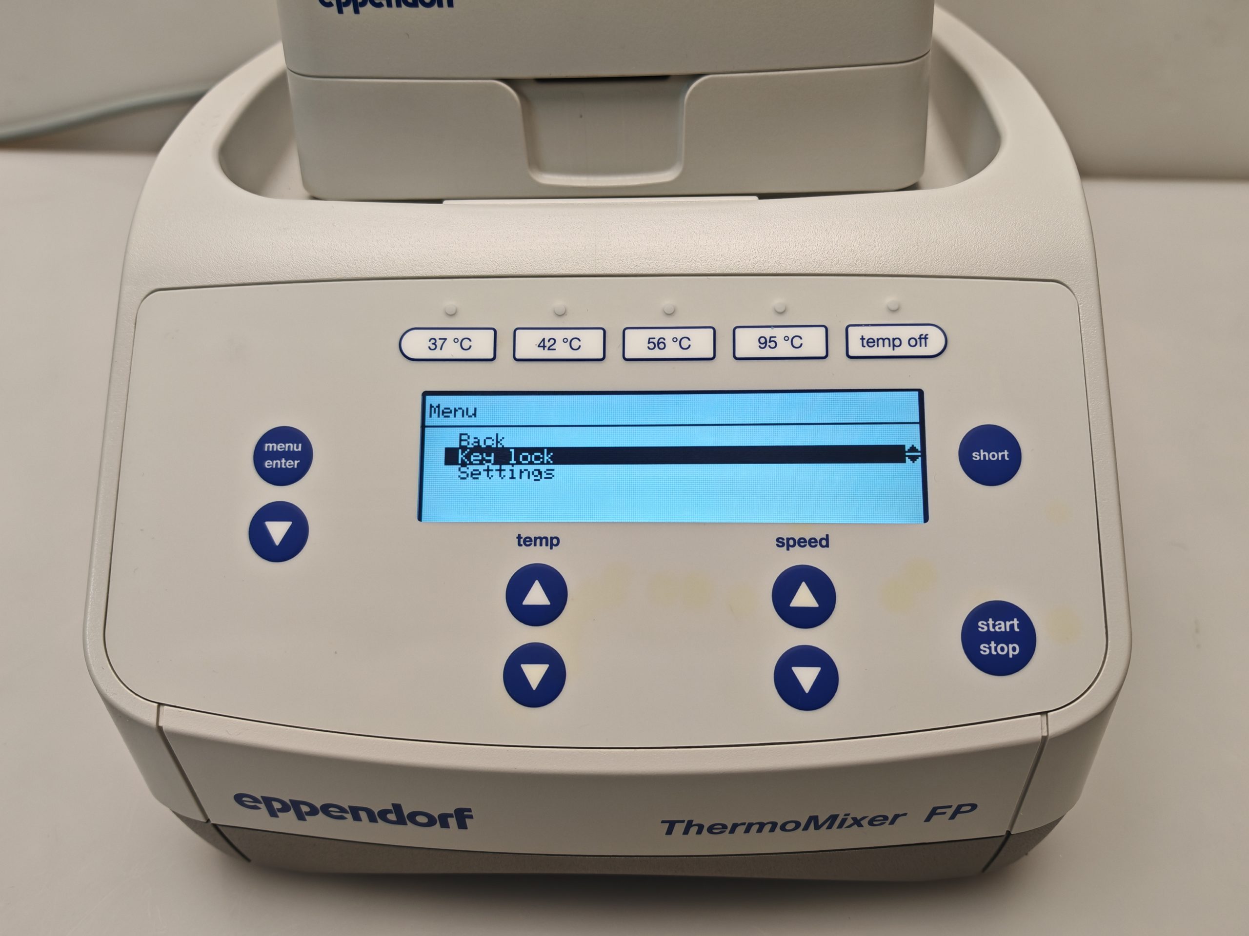 Eppendorf 5385 Thermomixer FP, Thermoblock Mikrolaten Tiefwell — image 1 of 6