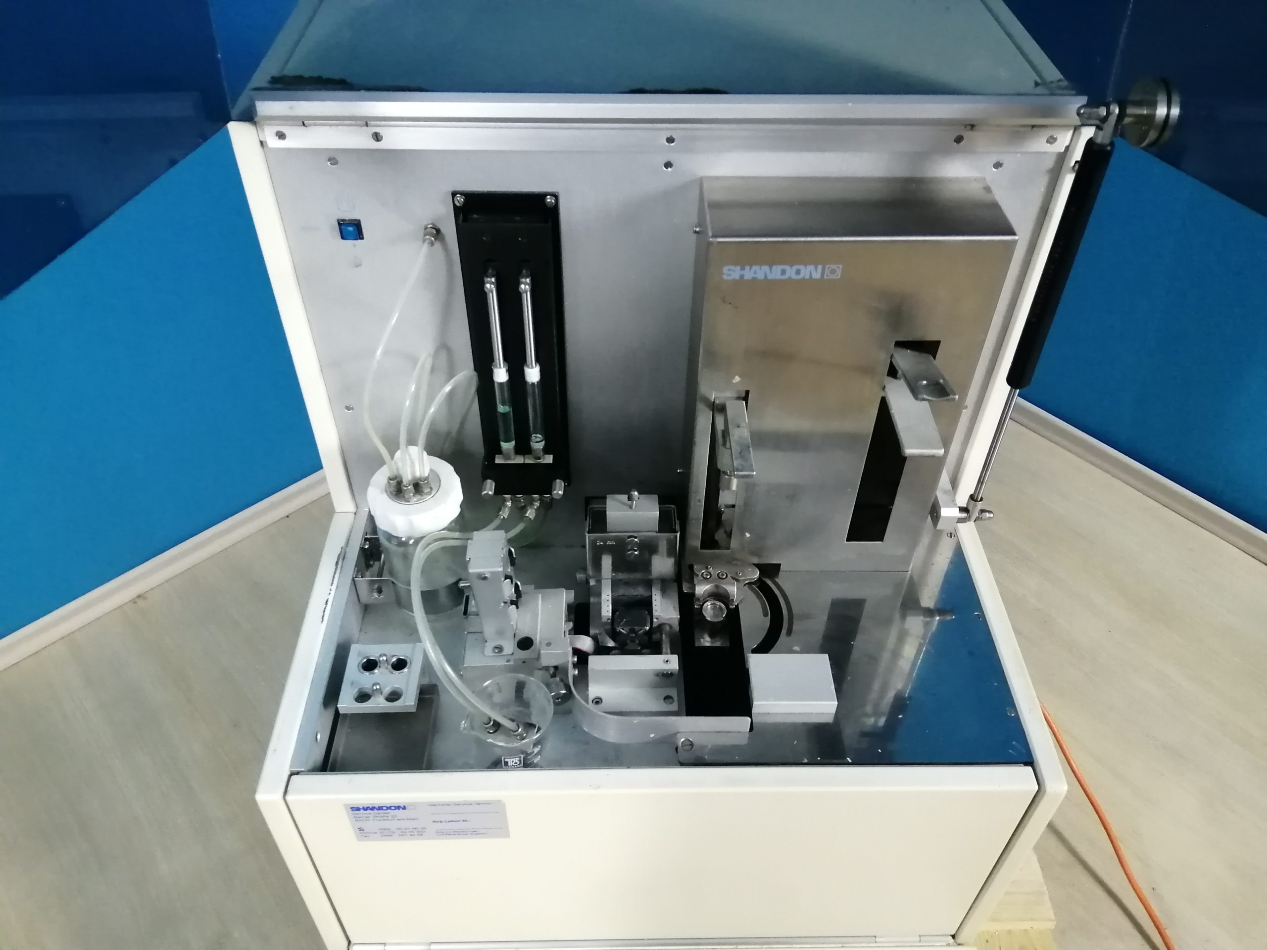 Shandon Consul Automated Robotic Coverslipper — image 1 of 8