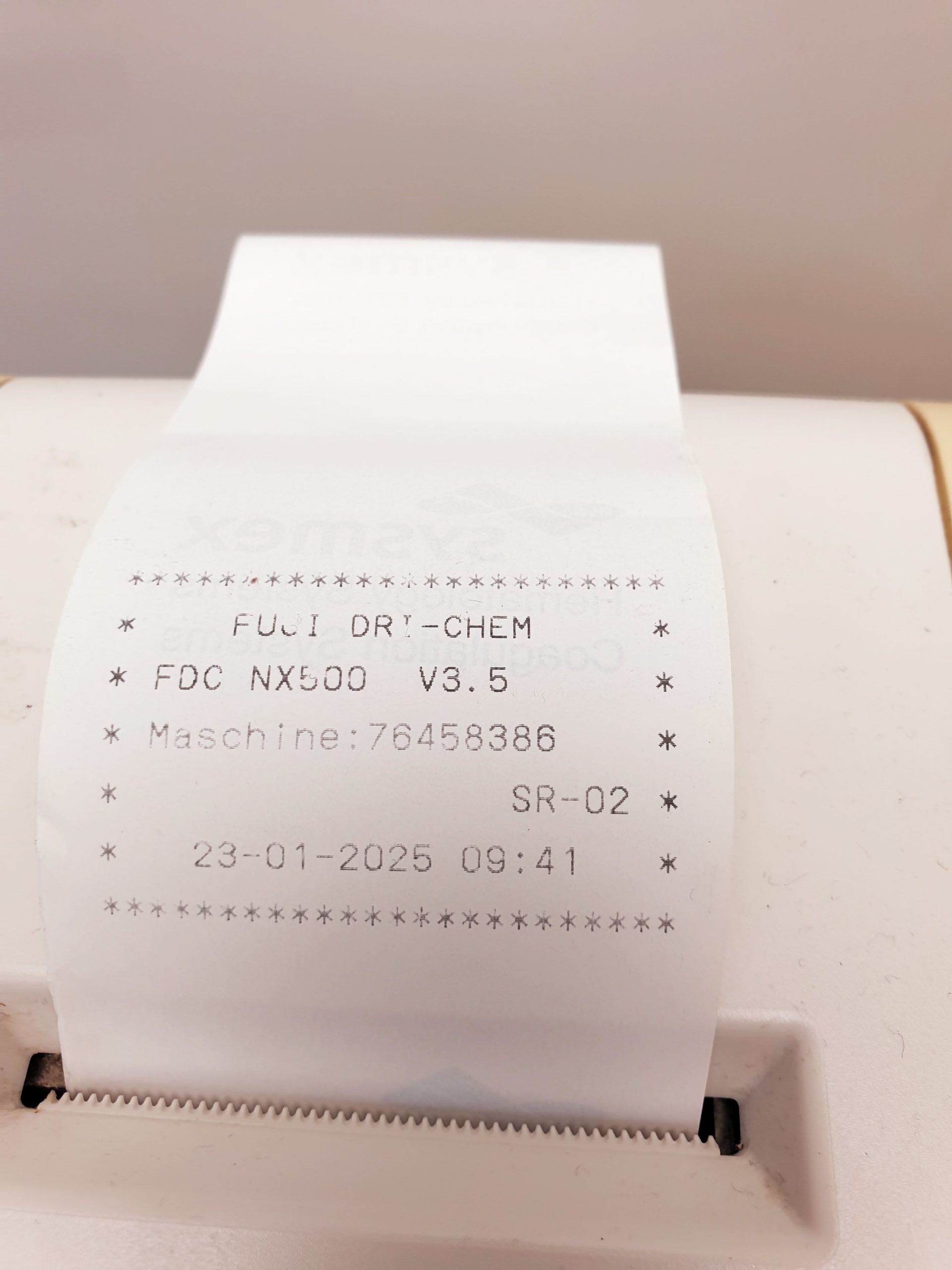 FujiFilm DRI-CHEM NX500 automatisches Analysegerät thumbnail 7