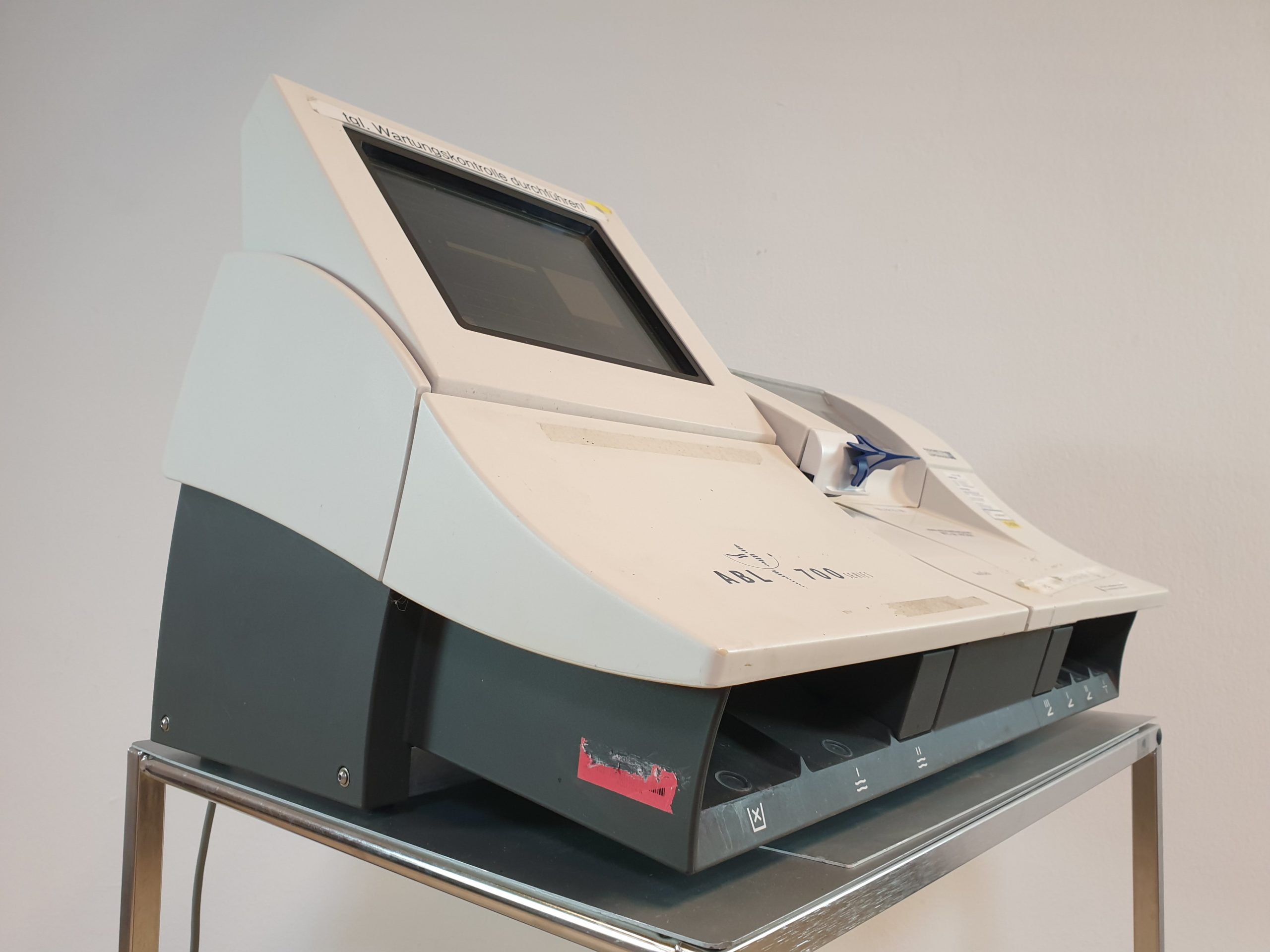 Radiometer ABL 700 // ABL700 Blutgasanalysegerät — image 1 of 4