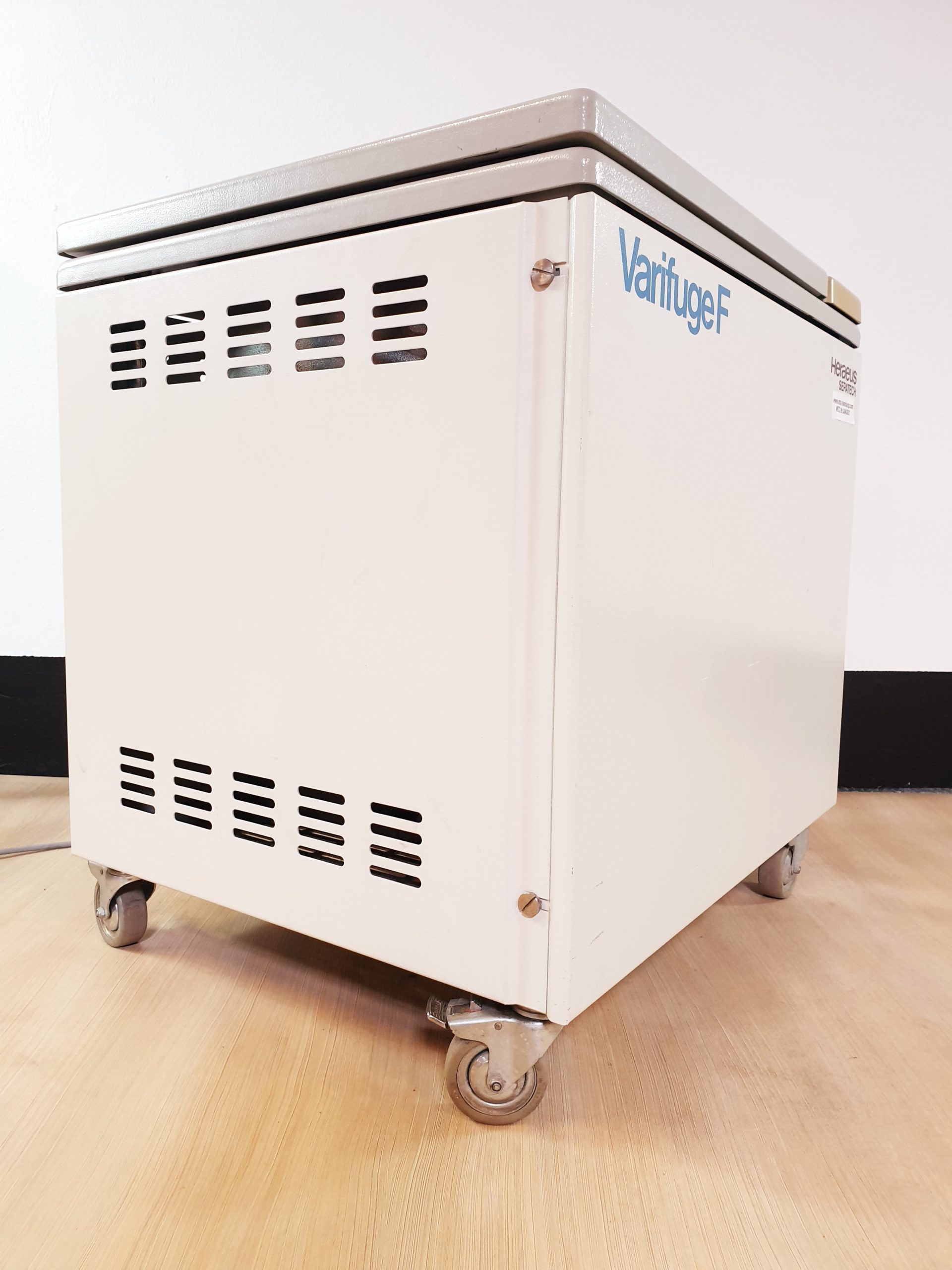 HERAEUS SEPATECH VARIFUGE F Kühlzentrifuge mit Rotor thumbnail 4