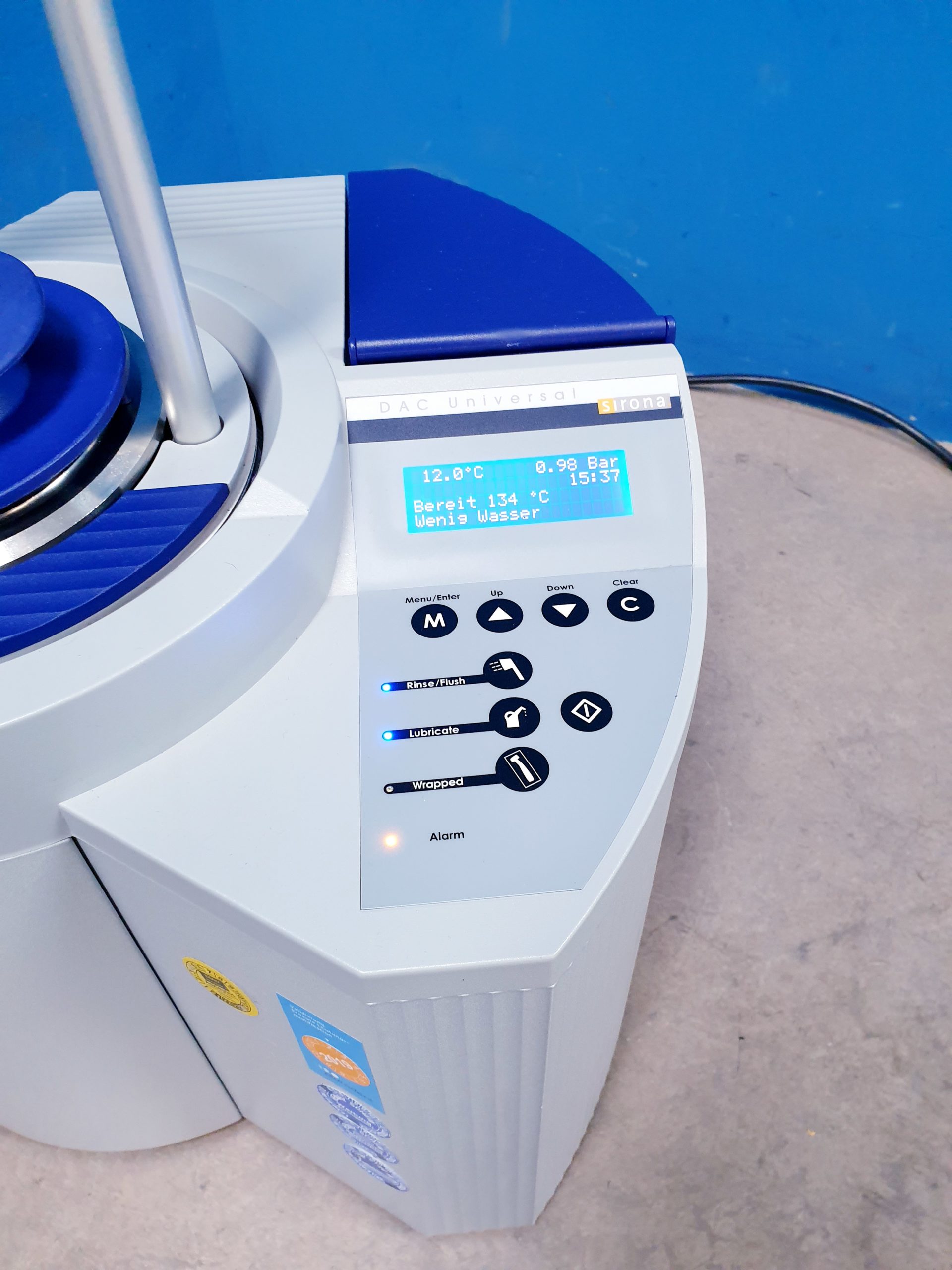 Sirona DAC Universal Sterilisator Instrumentenhygiene für Winkelstücke thumbnail 4