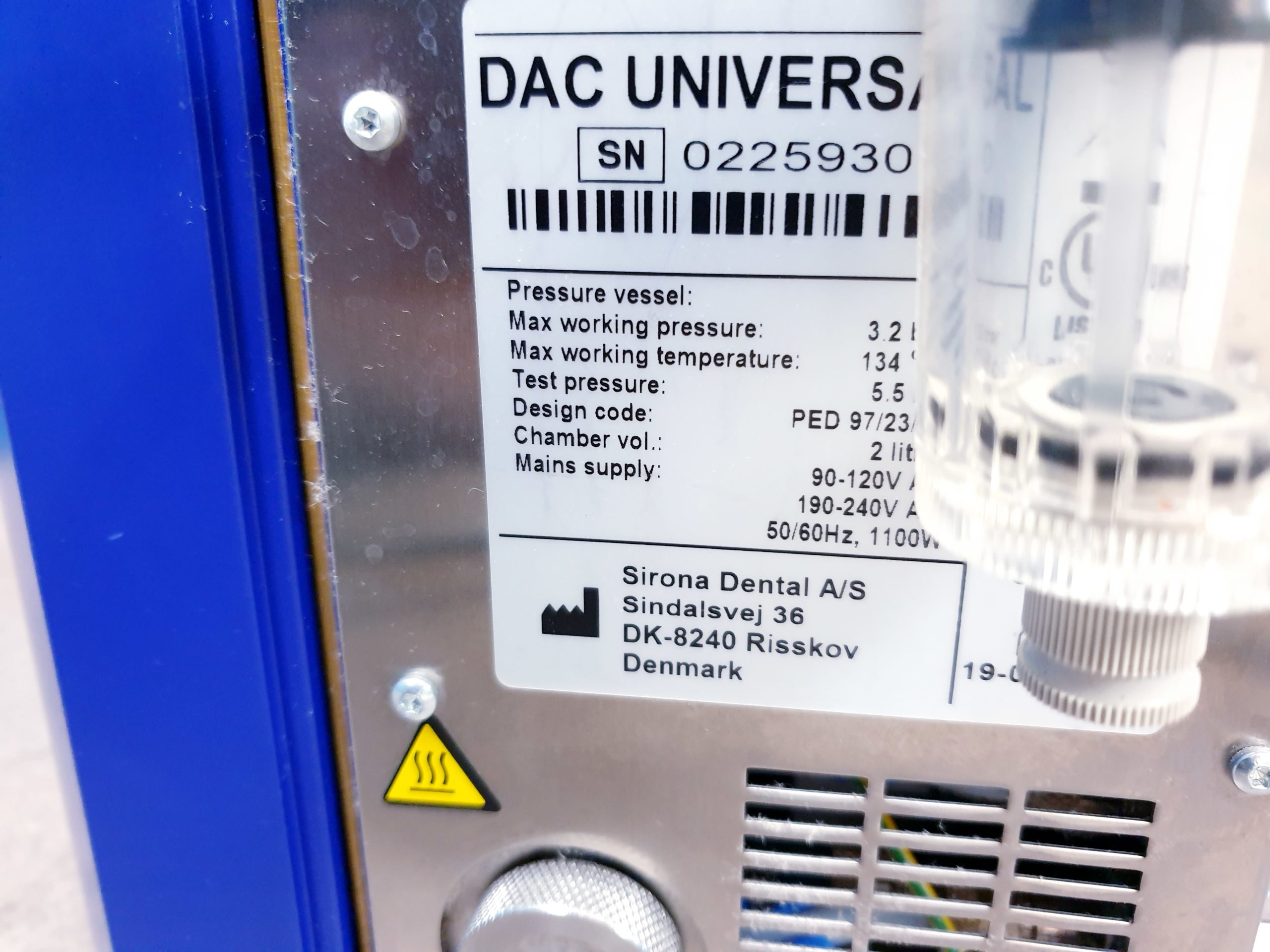 Sirona DAC Universal Sterilisator Instrumentenhygiene für Winkelstücke thumbnail 20