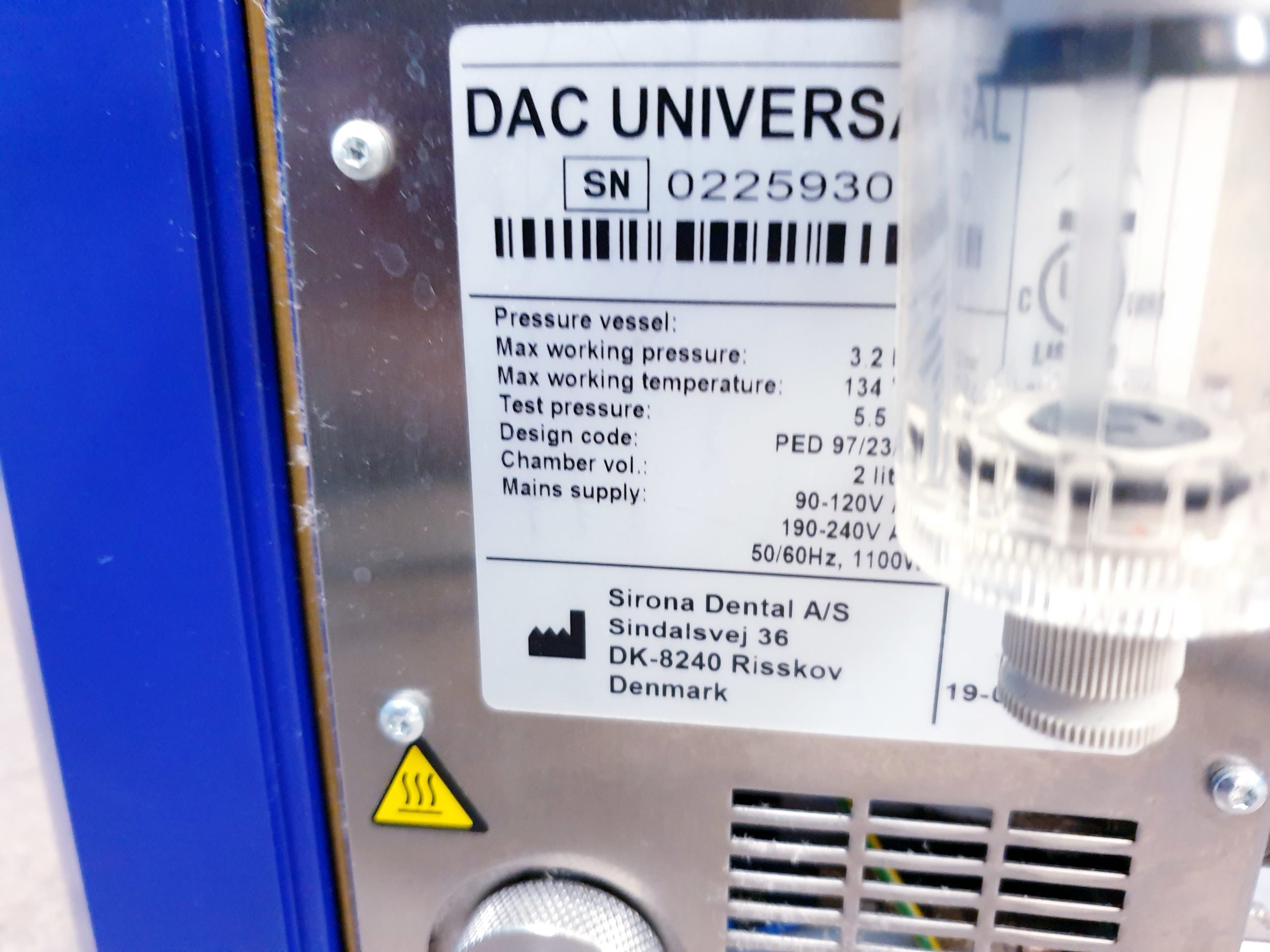 Sirona DAC Universal Sterilisator Instrumentenhygiene für Winkelstücke thumbnail 21