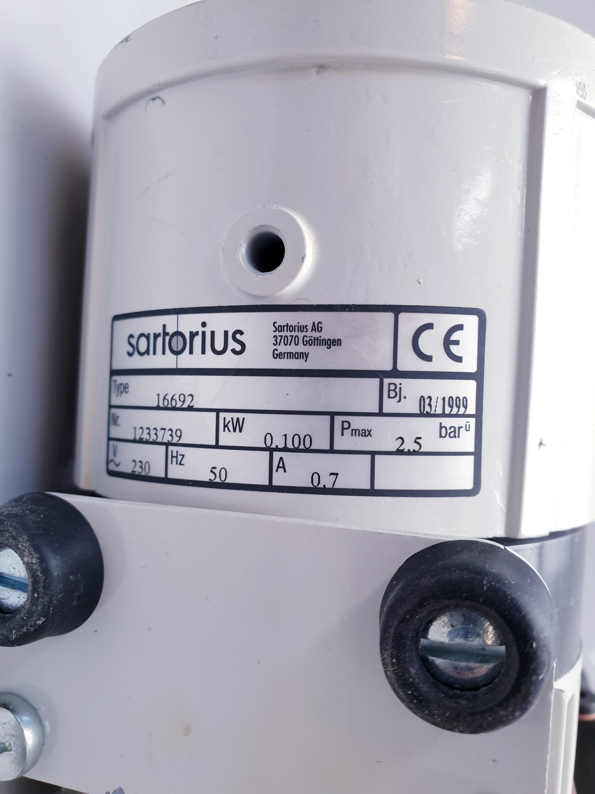 Sartorius vacuum pump 16692 thumbnail 8