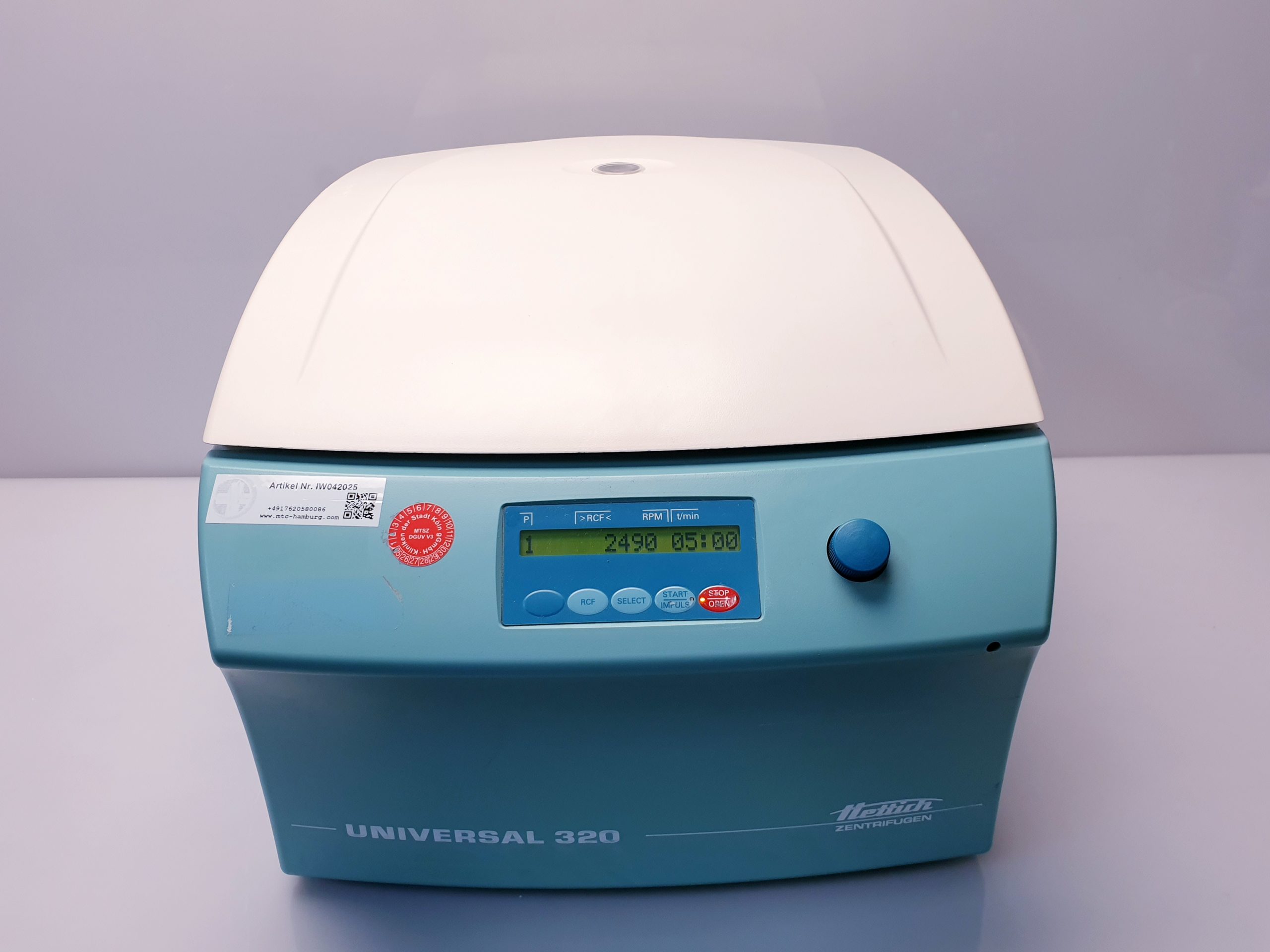 Hettich Universal 320 – Ref 1401 Zentrifuge — image 1 of 7