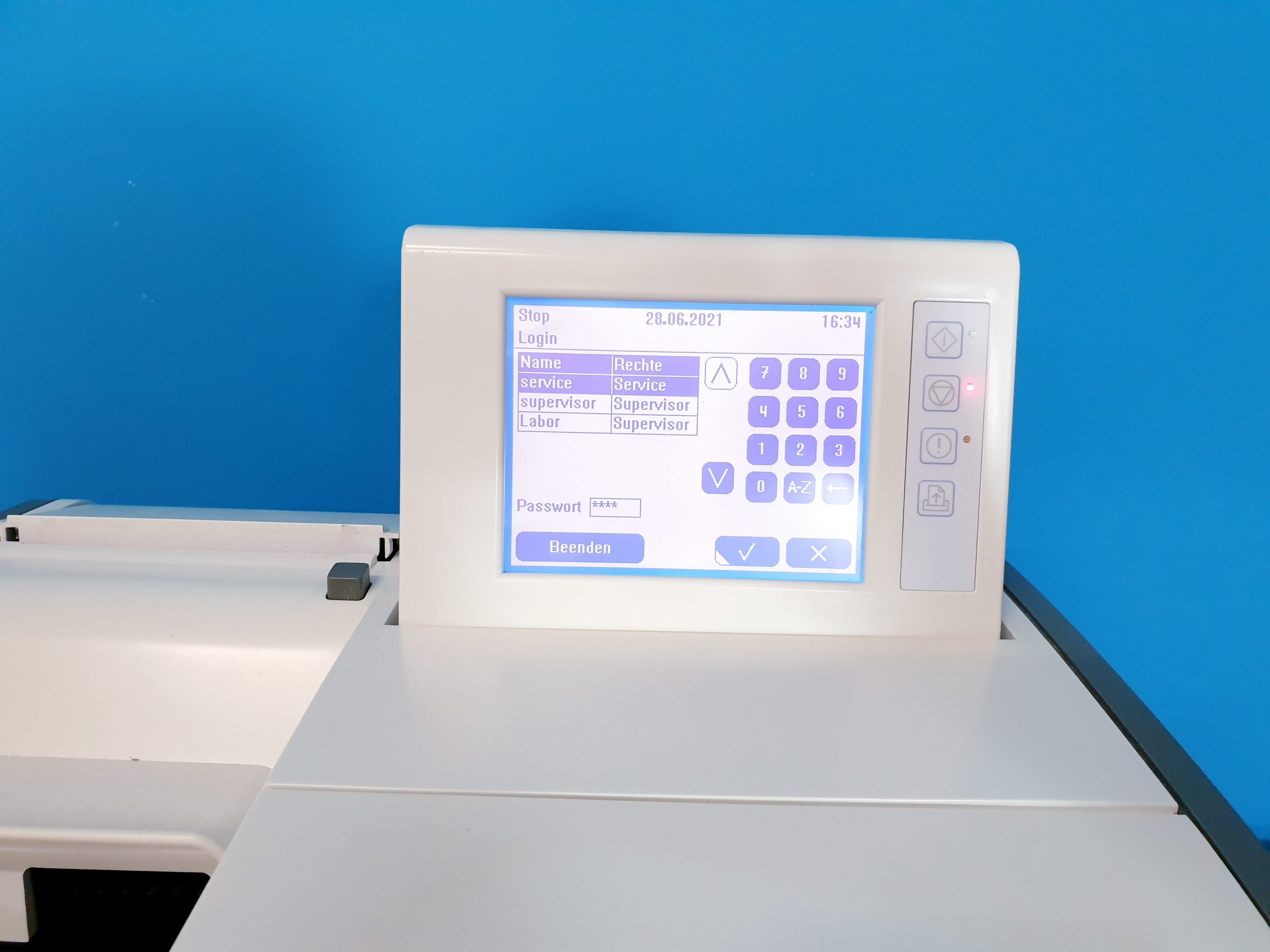 Roche Cobas U 411 // U411 Halbautomatischer Urin-Analysator thumbnail 3