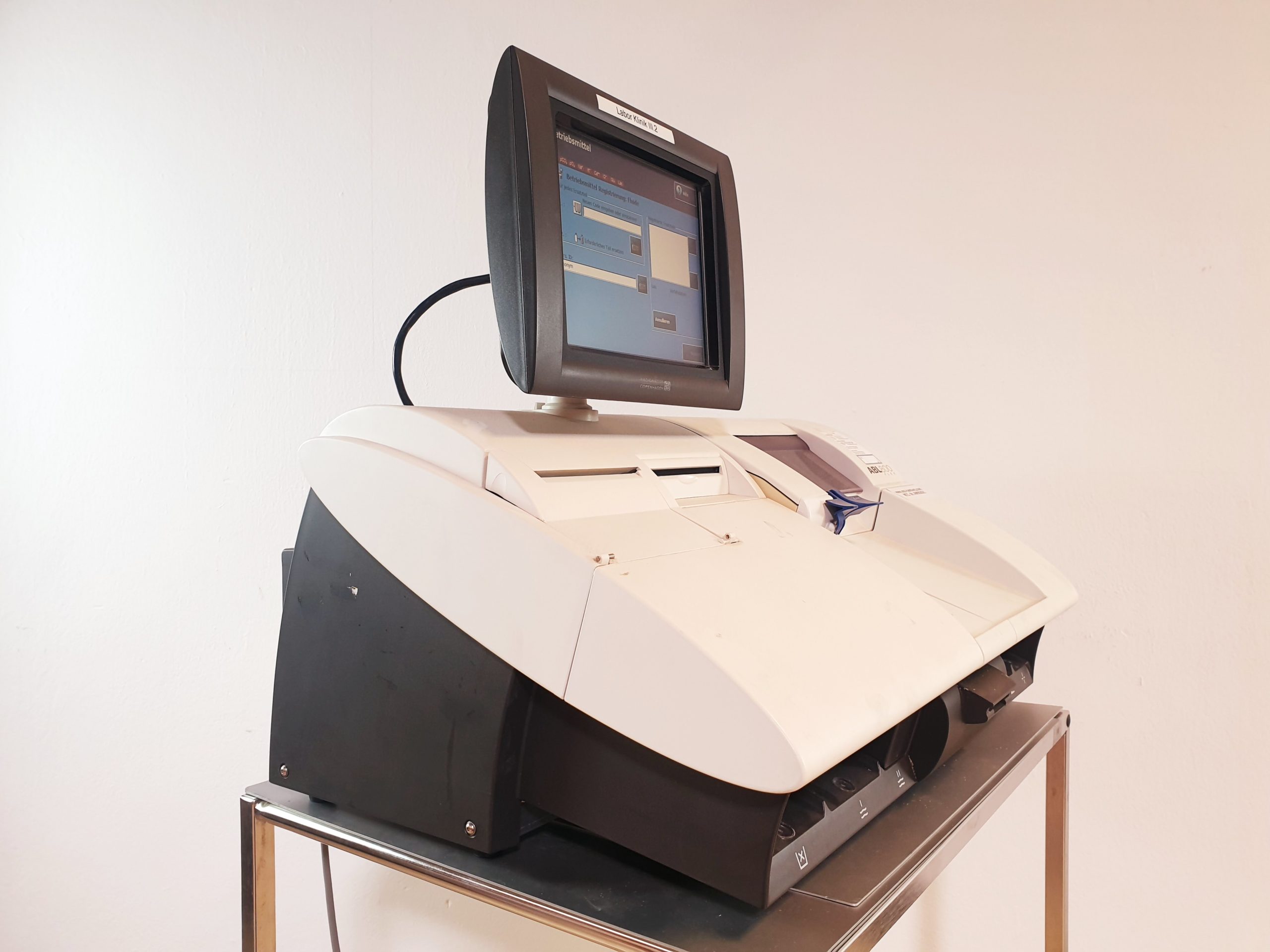 Radiometer ABL800Flex // ABL 800 FLEX Blutgasanalysenautomat // Blutgasanalysegeät thumbnail 3