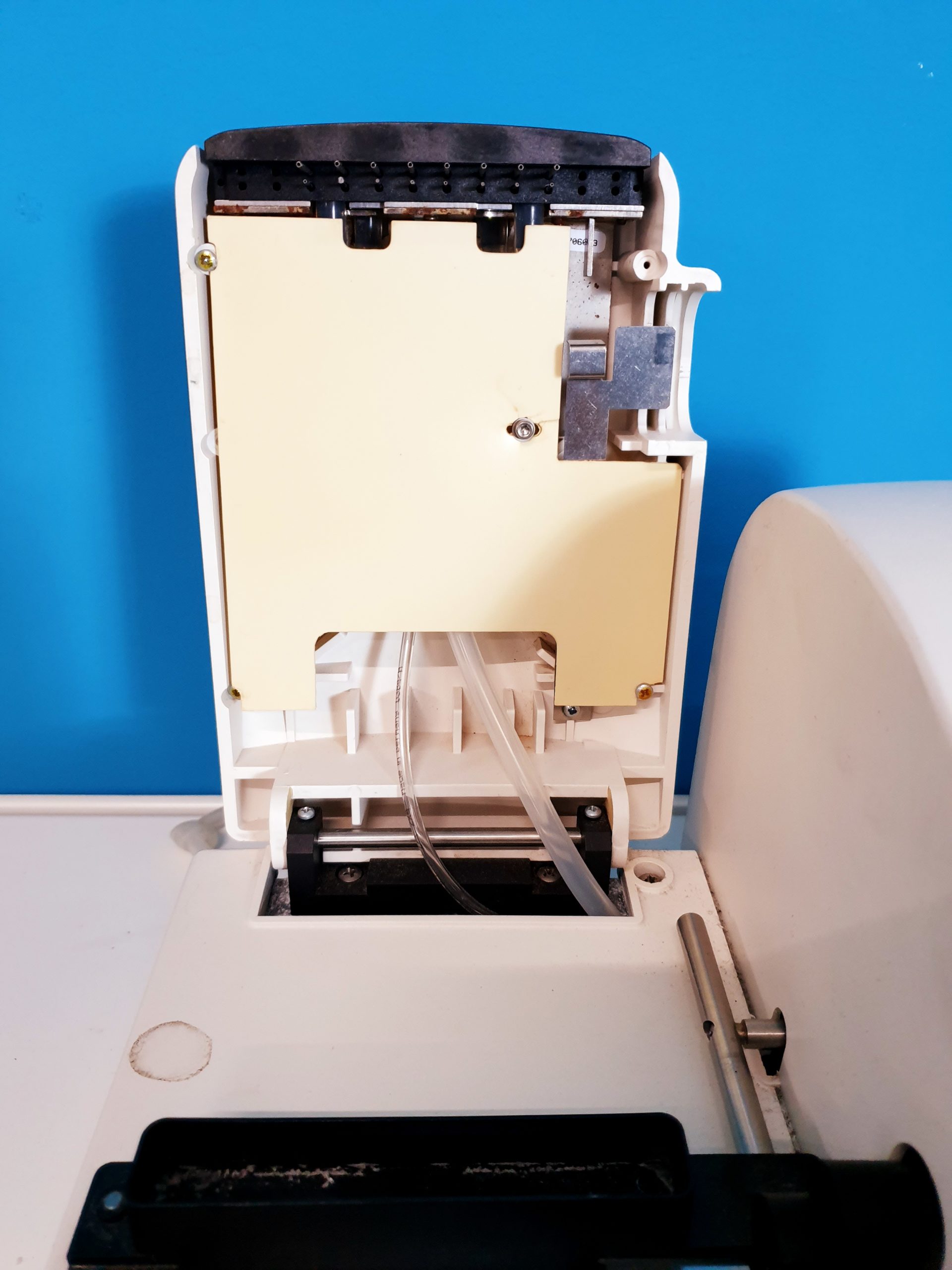 TECAN Columbus PLUS M8/4R Plate Washer — image 1 of 4