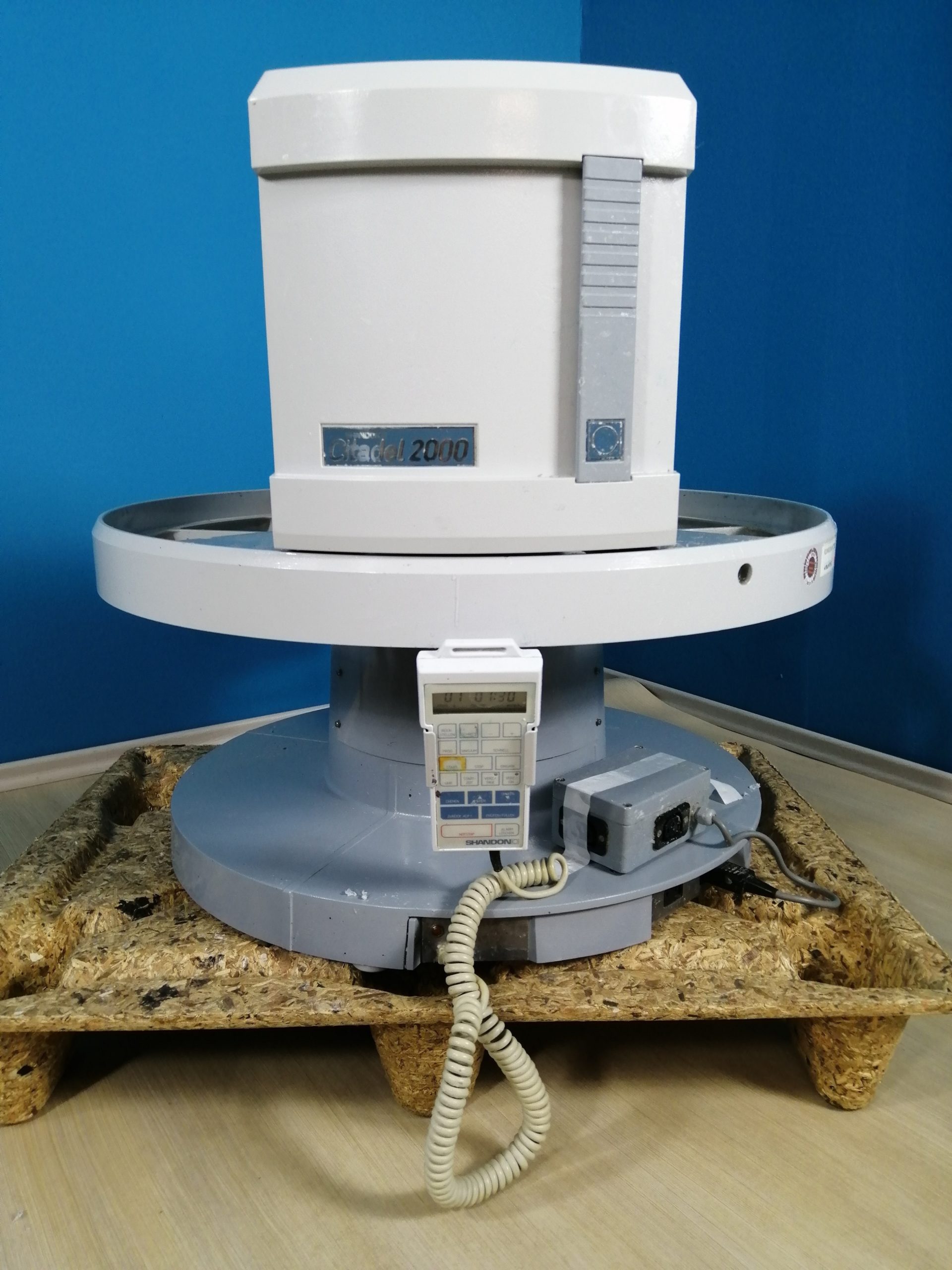 SHANDON Citadel 2000 Tissue Processor – Gewebeeinbettautomat — image 1 of 3