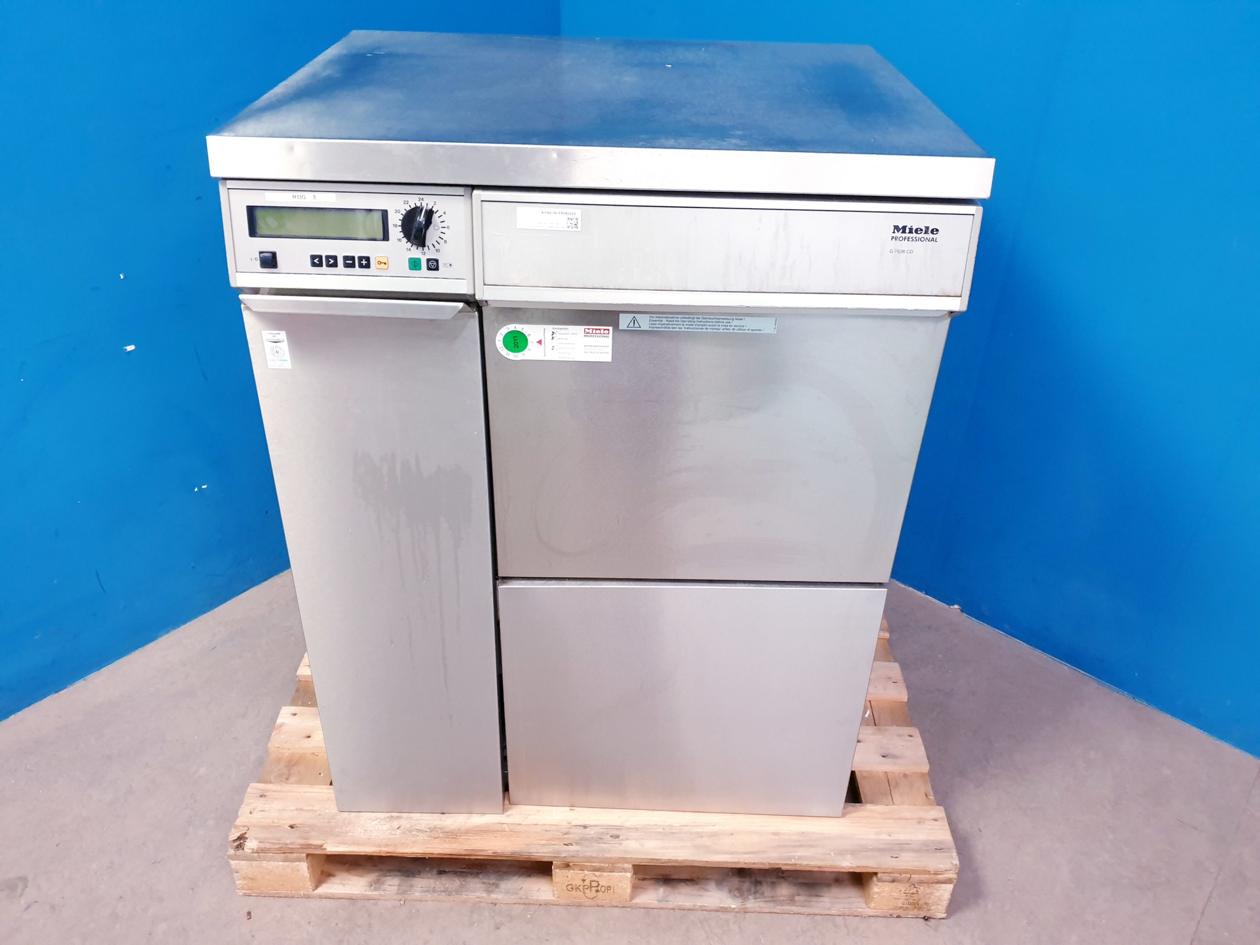 Miele G 7836 – G7836 – GG 03 Desinfektionsautomat — image 1 of 12
