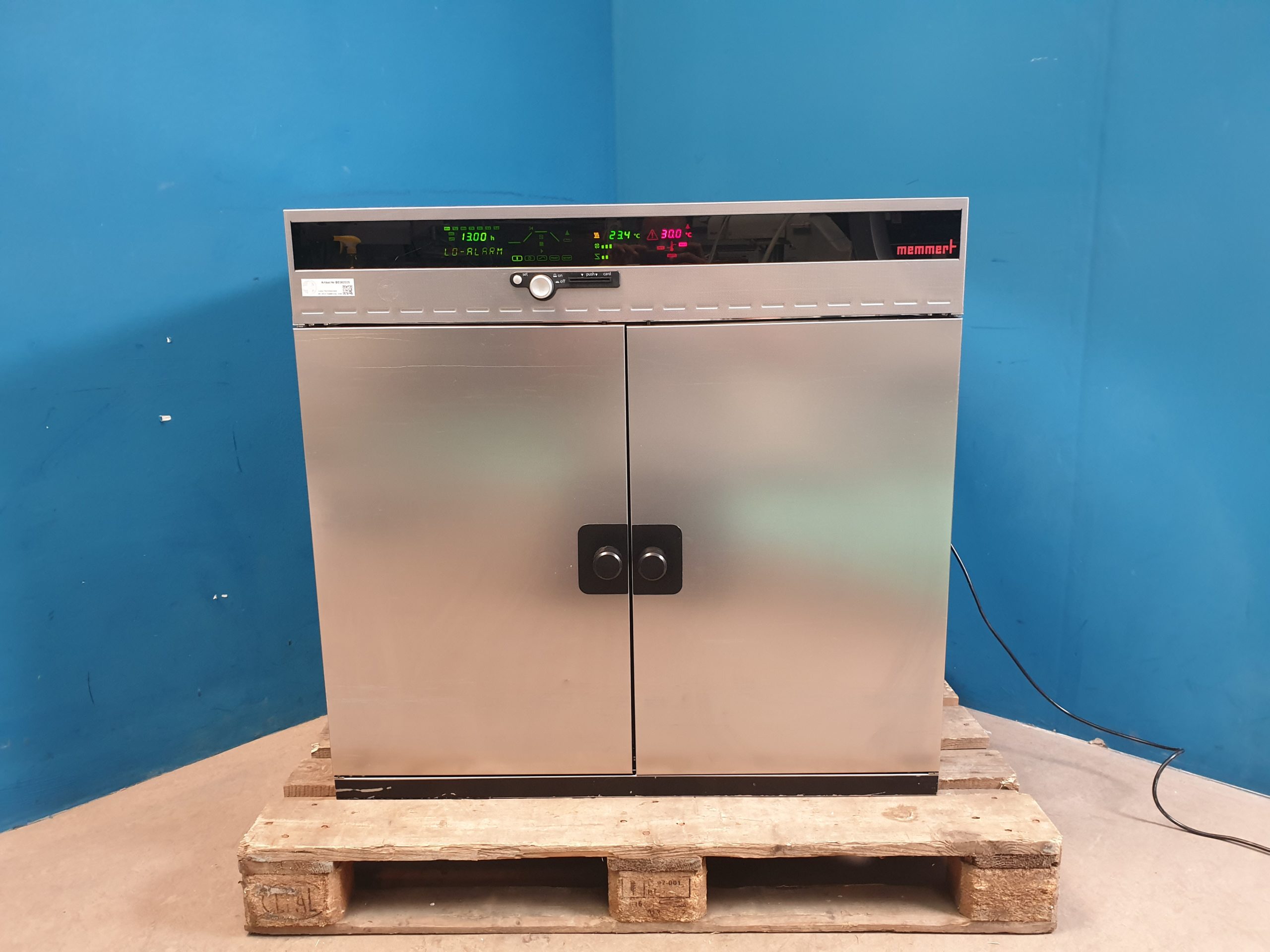 Memmert IFP600 IFP 600 Wärmeschrank — image 1 of 10