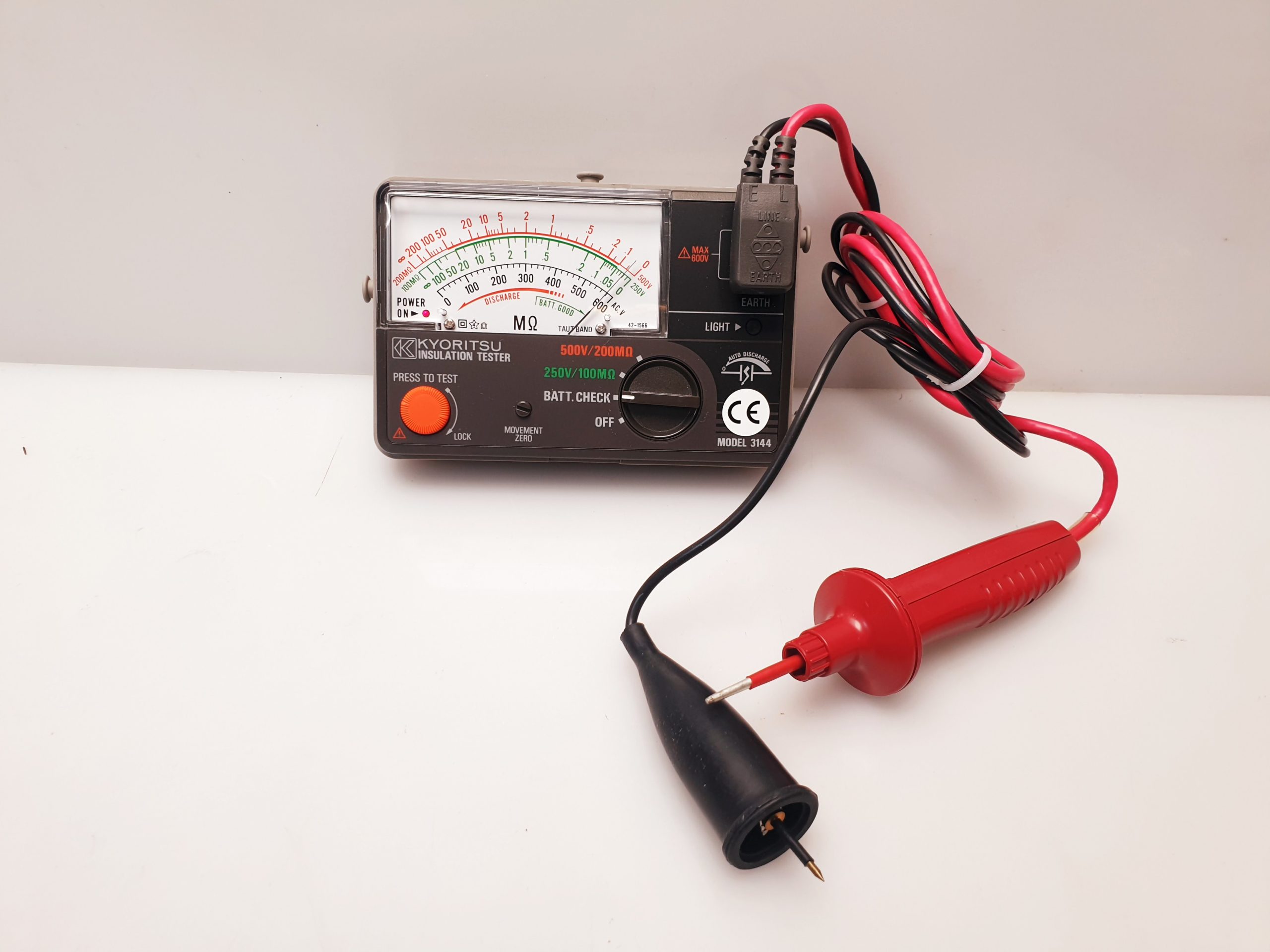 kyoritsu MODEL 3144 insulation tester thumbnail 4