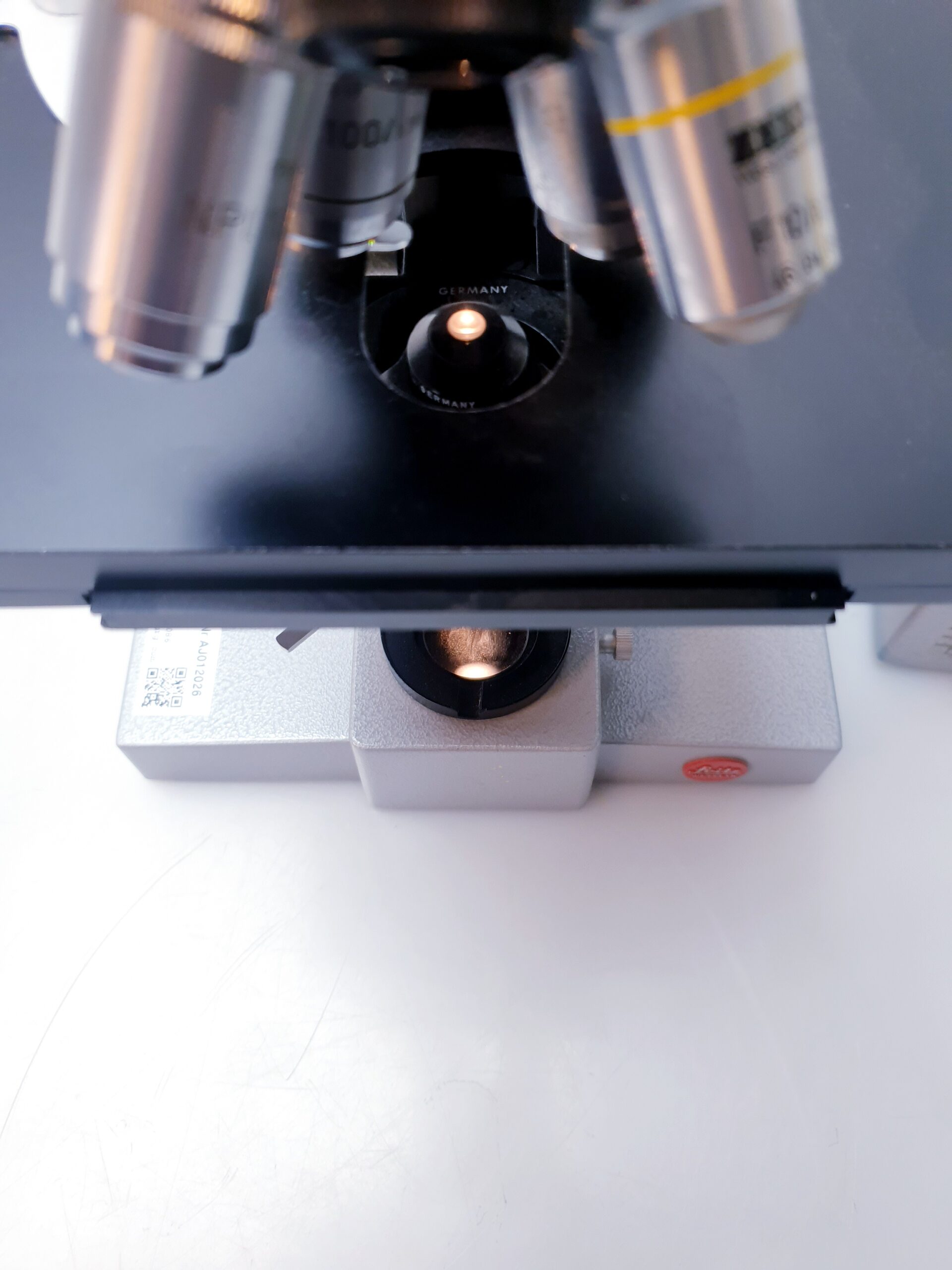Leitz Wetzlar Microscope + Transformator 301-211.001 thumbnail 9