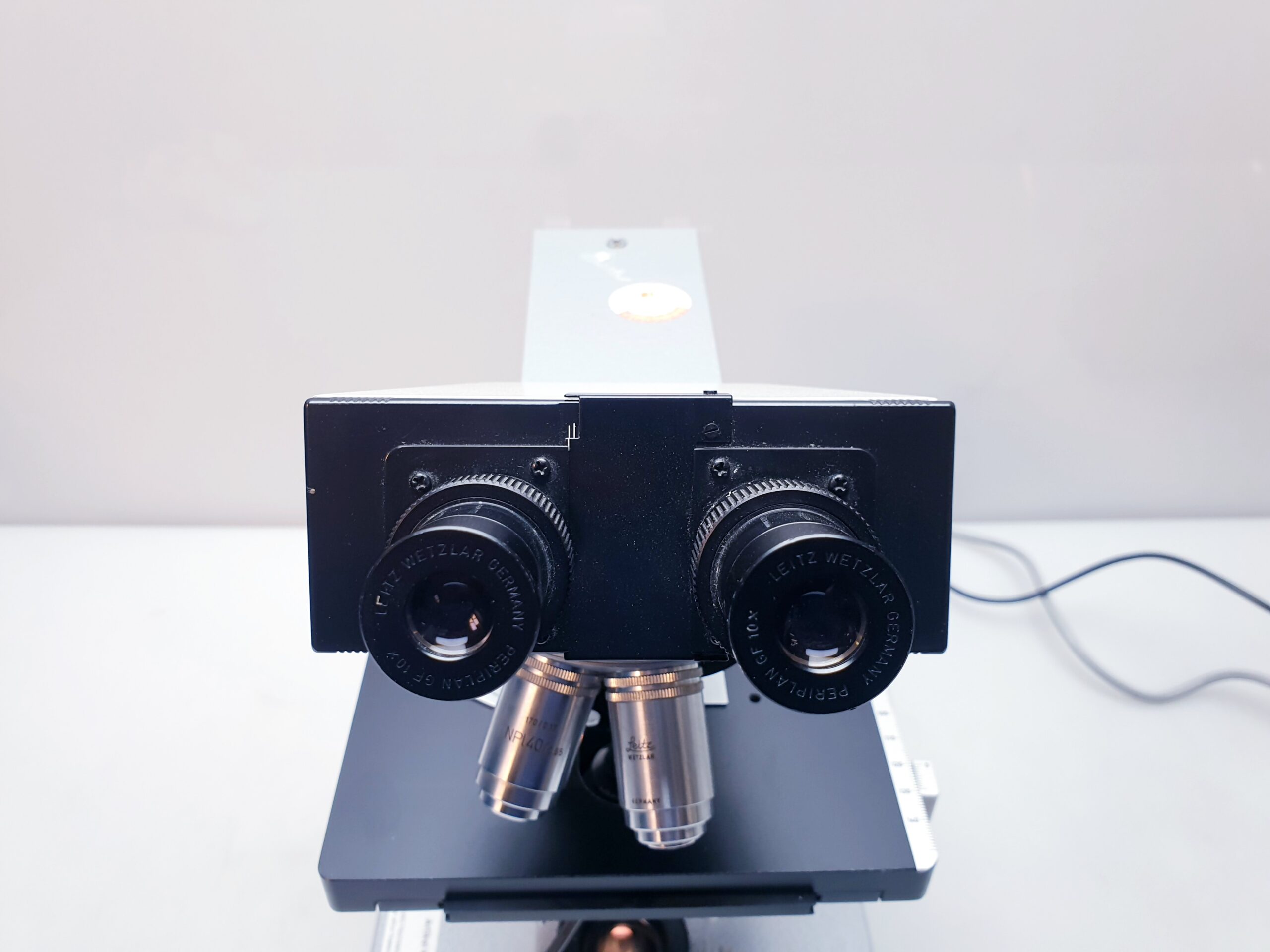 Leitz Wetzlar Microscope + Transformator 301-211.001 thumbnail 21